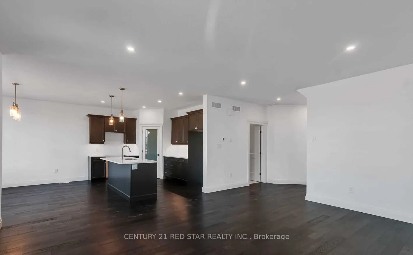 28 Rosina Lane