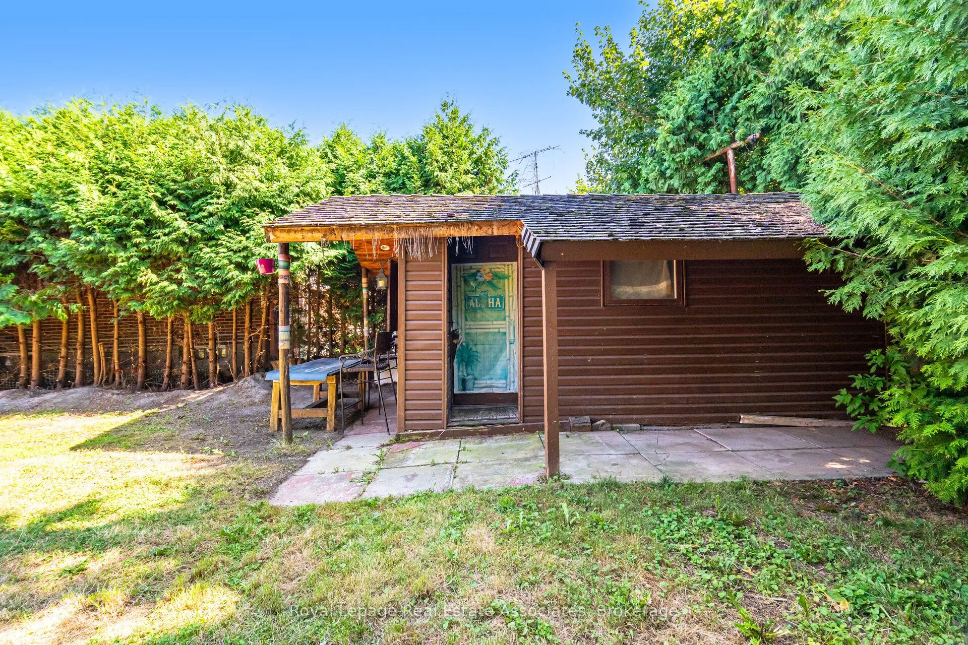 319 Grantham Avenue, #Upper