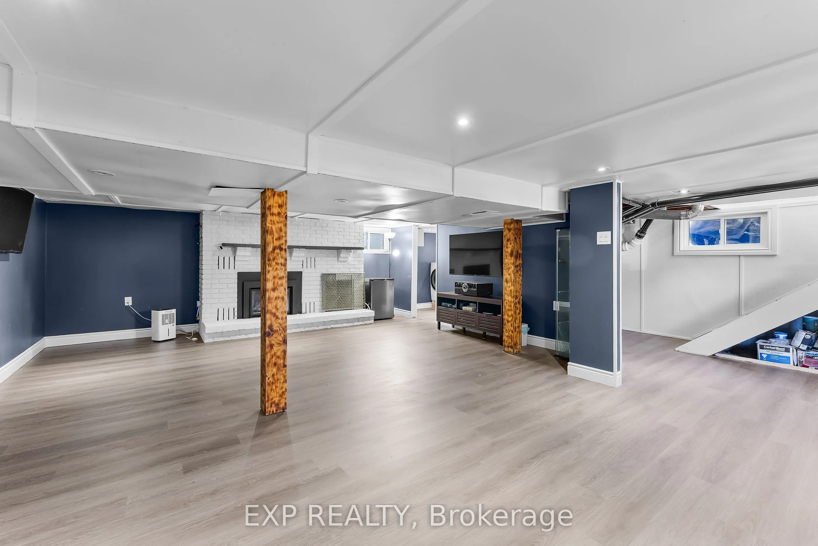 2 Homewood Avenue