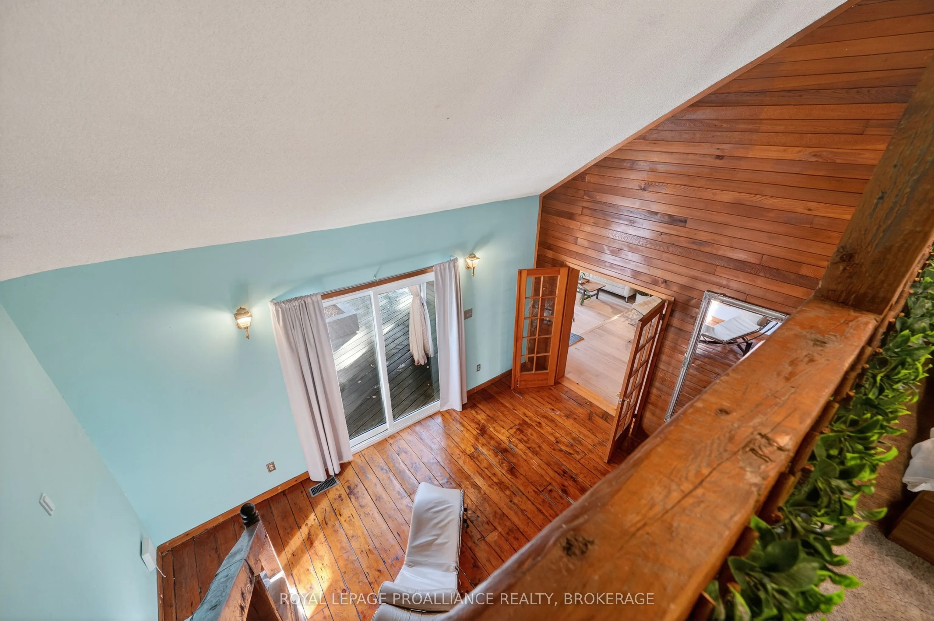 18 Hickory Lane