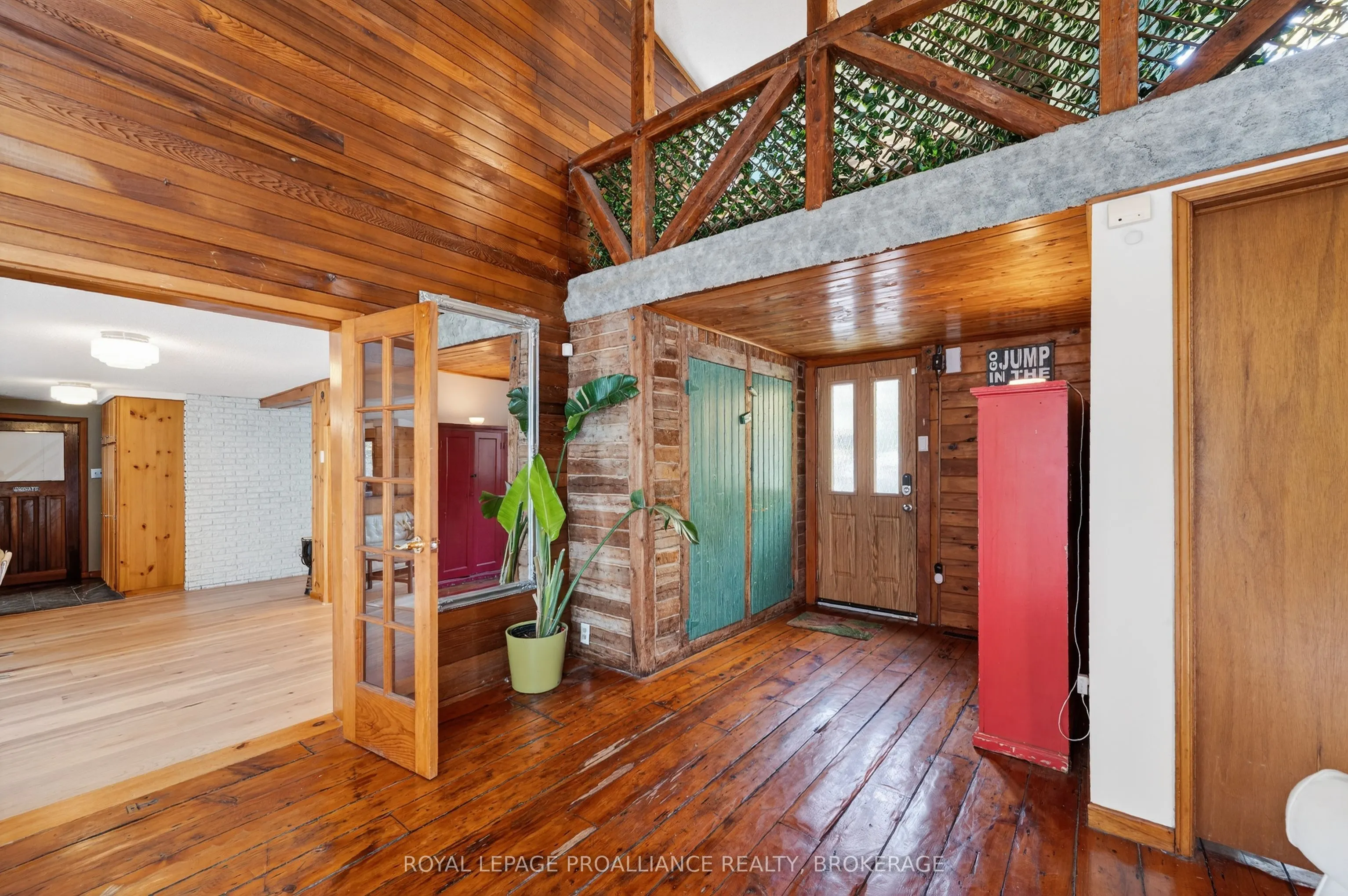 18 Hickory Lane