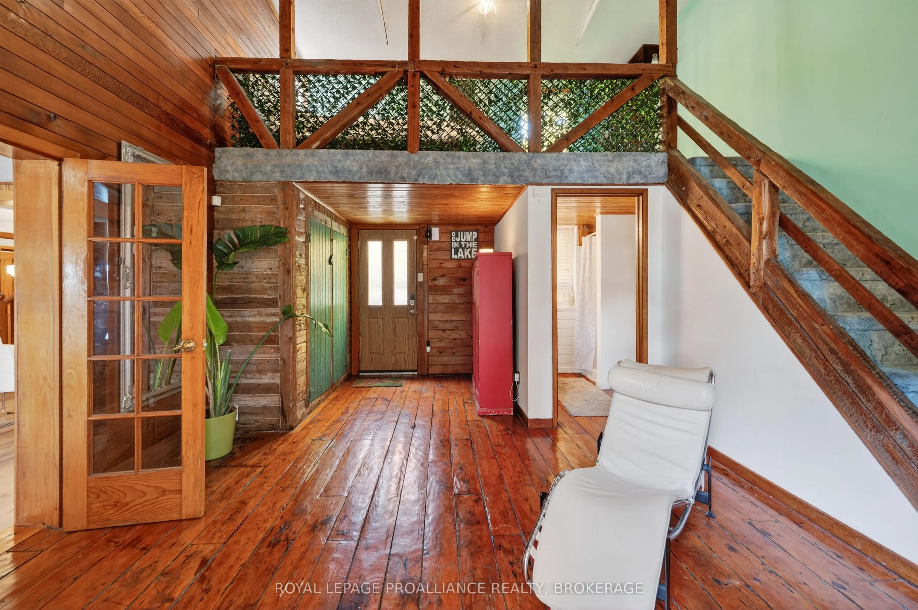 18 Hickory Lane