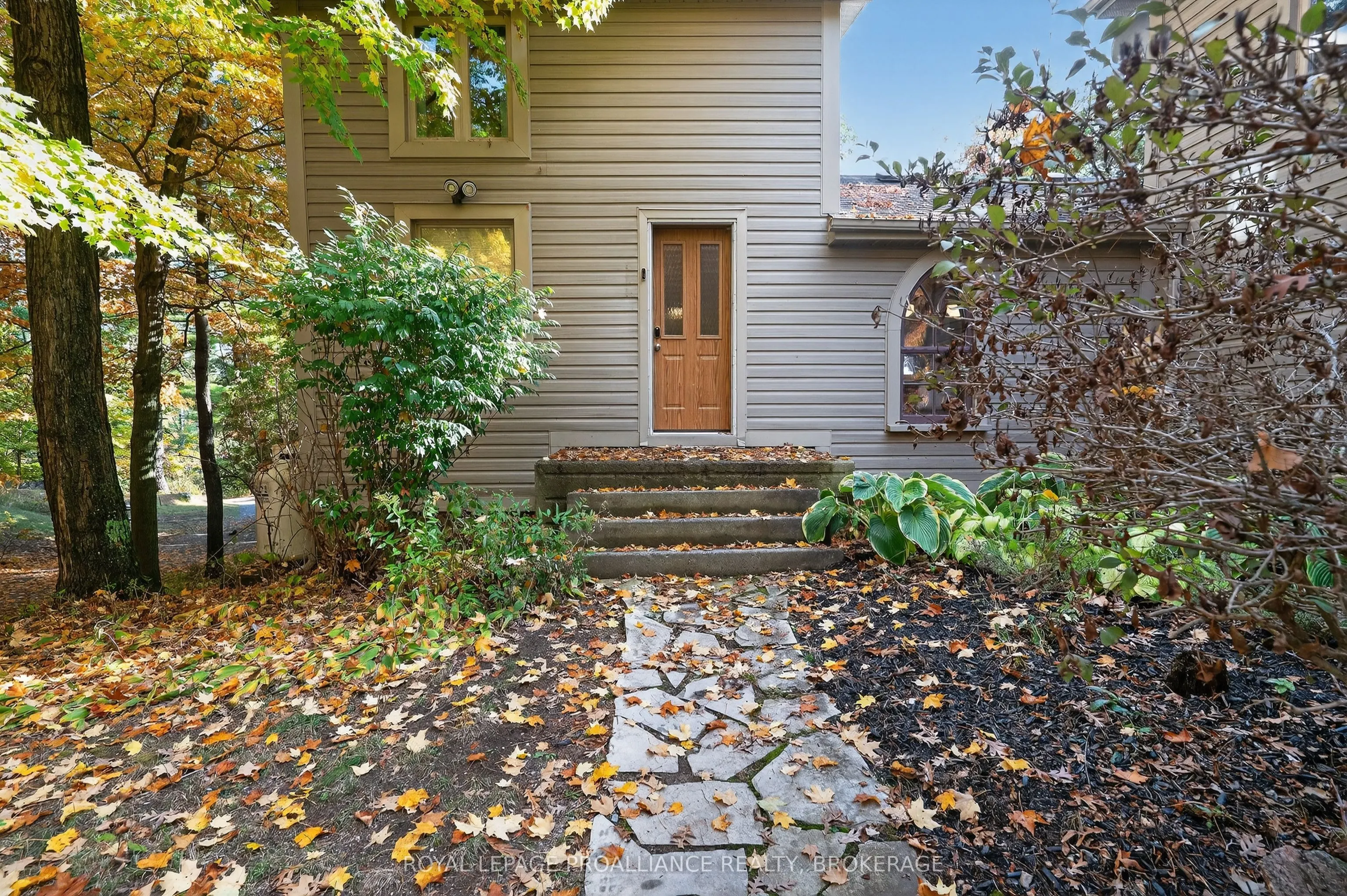 18 Hickory Lane