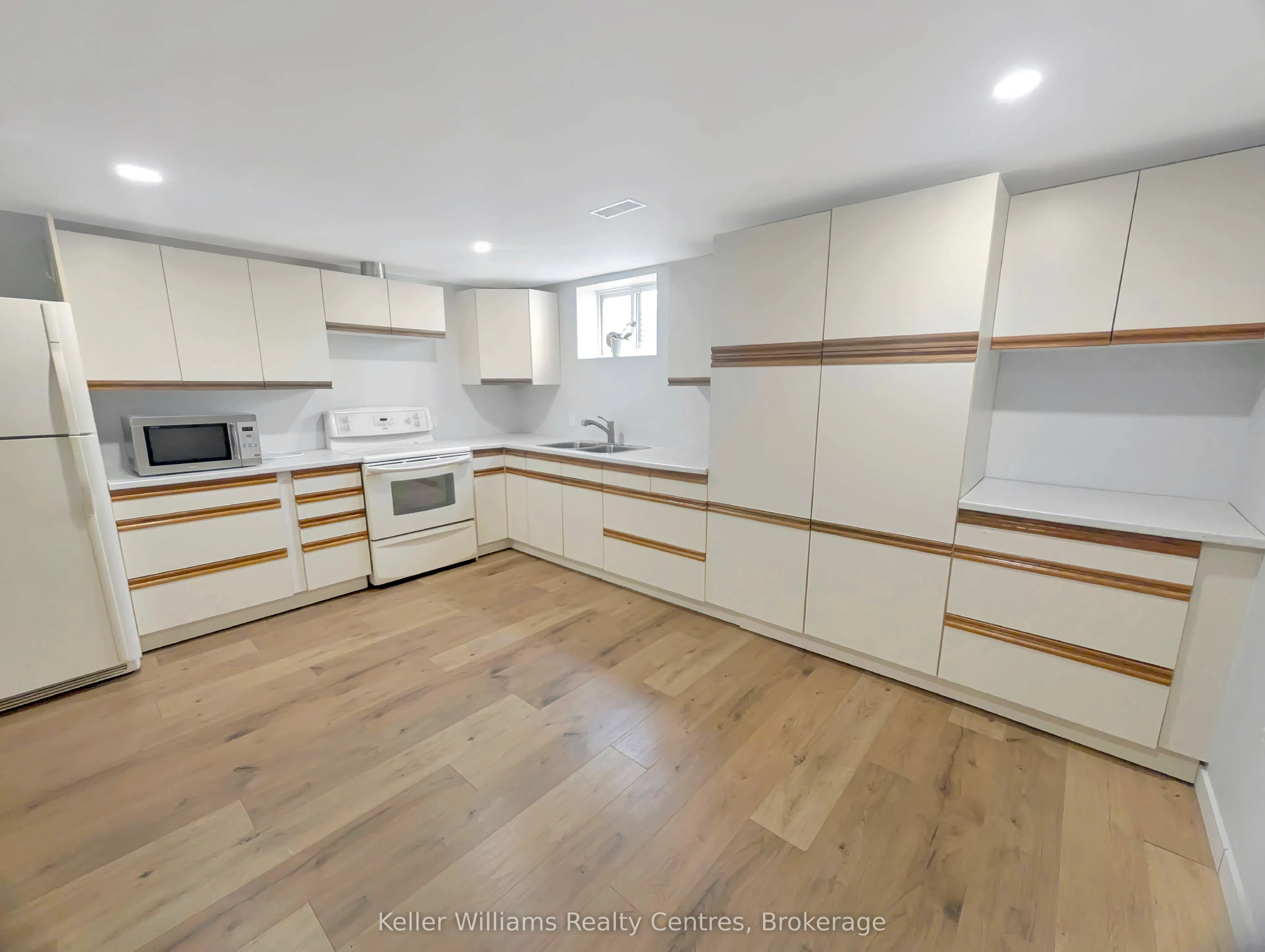 20 RED BAY Road