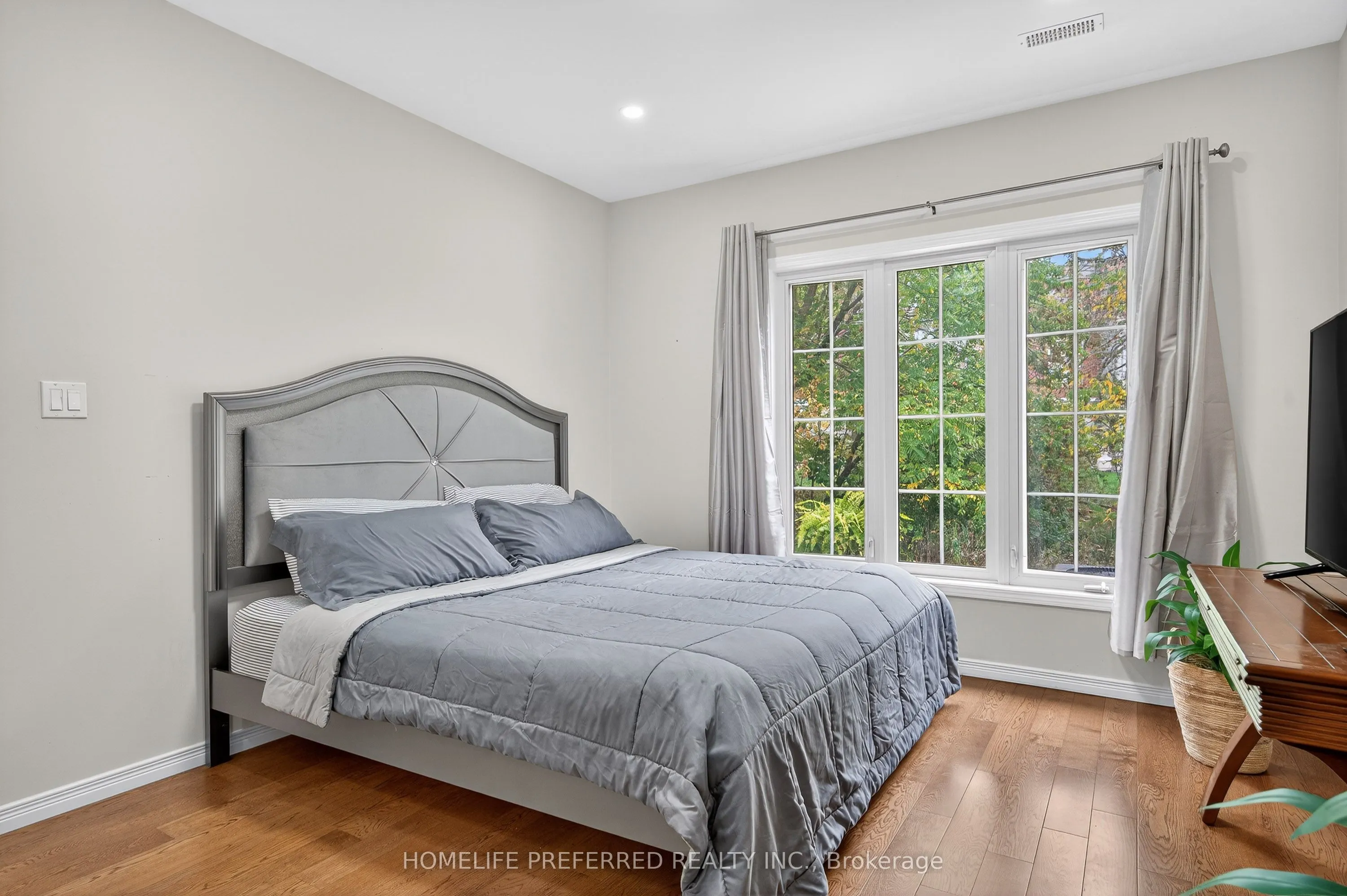 13 Wingett Way, #13