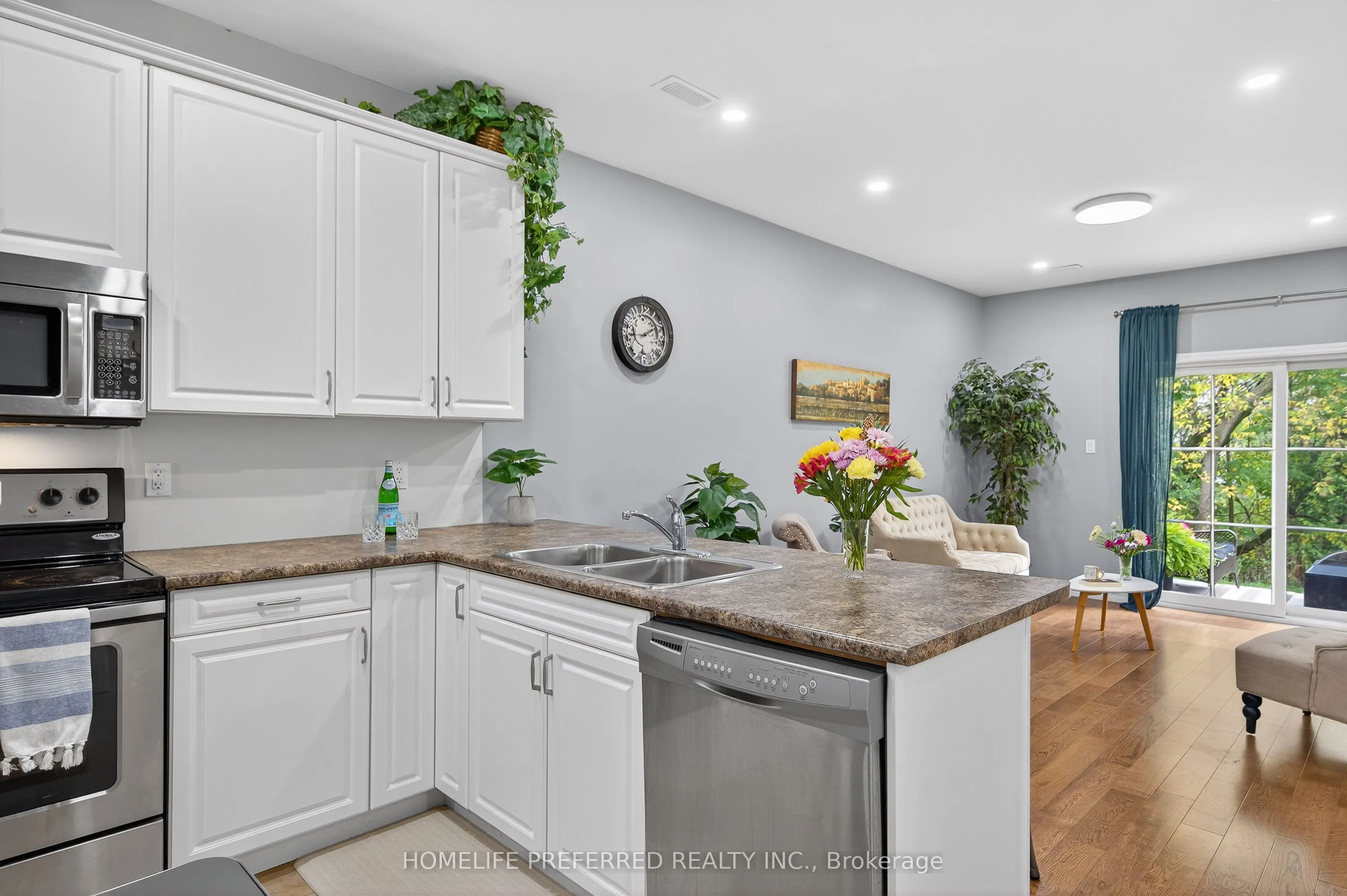 13 Wingett Way, #13