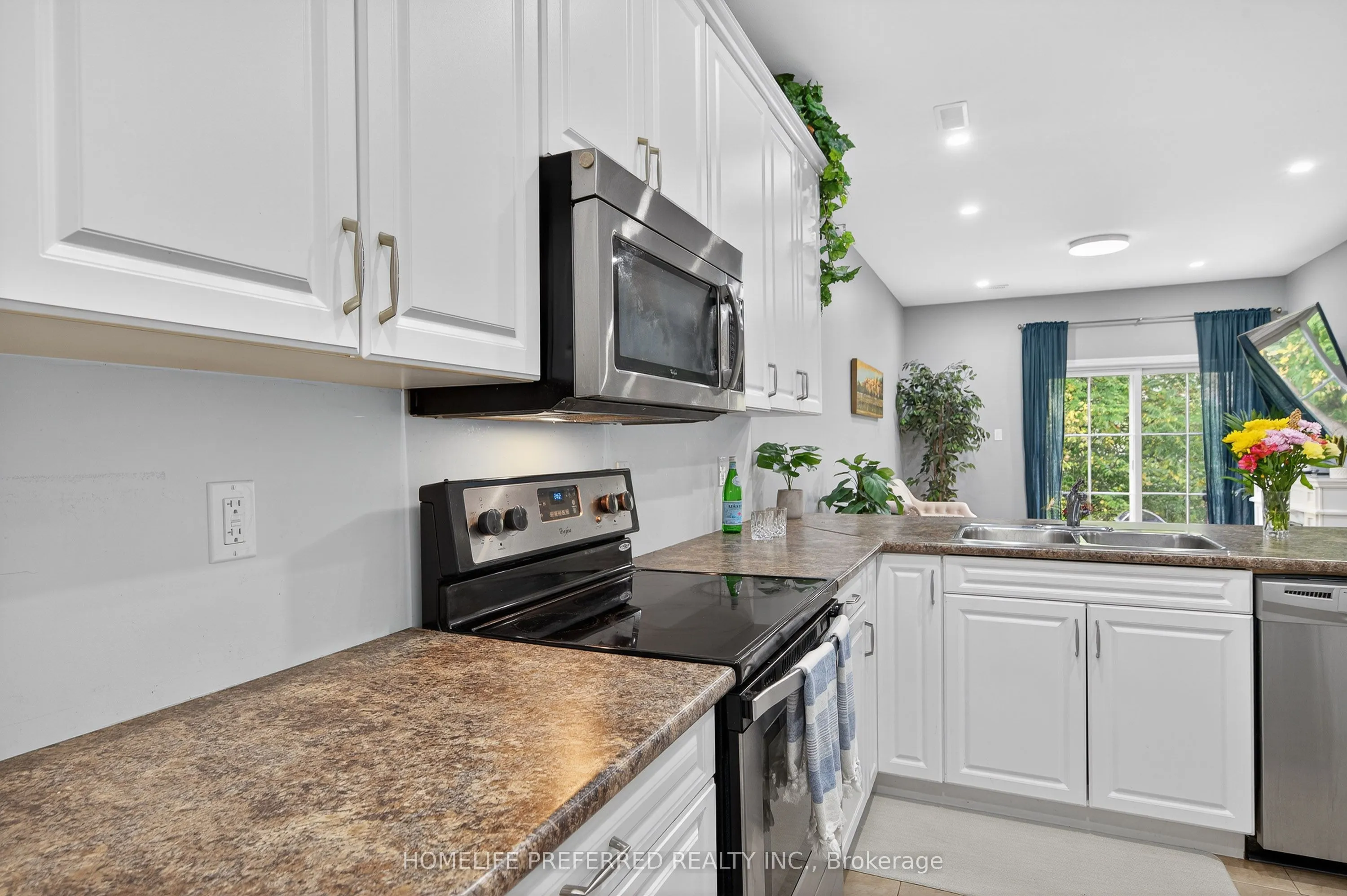 13 Wingett Way, #13
