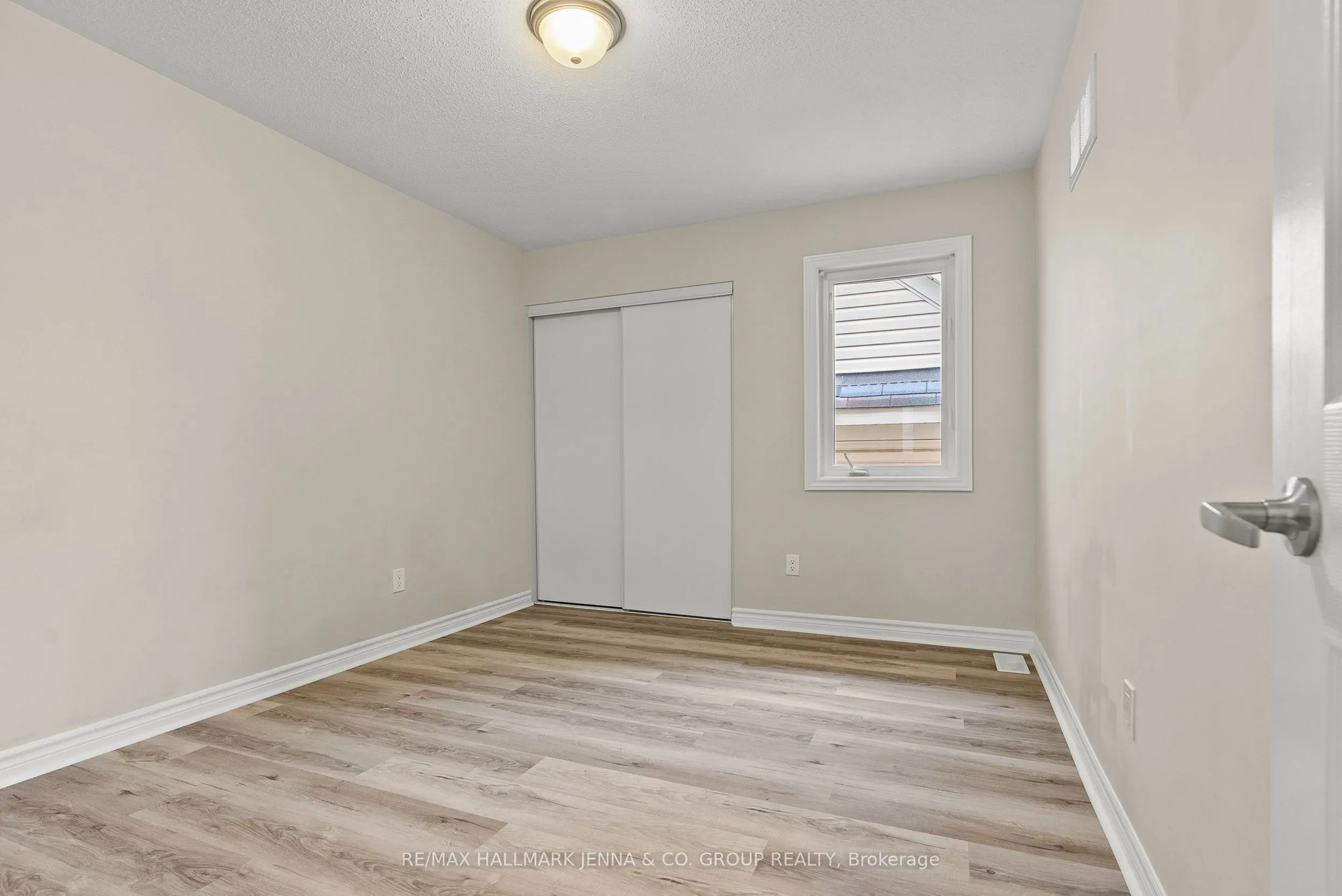 326 Gallantry Way