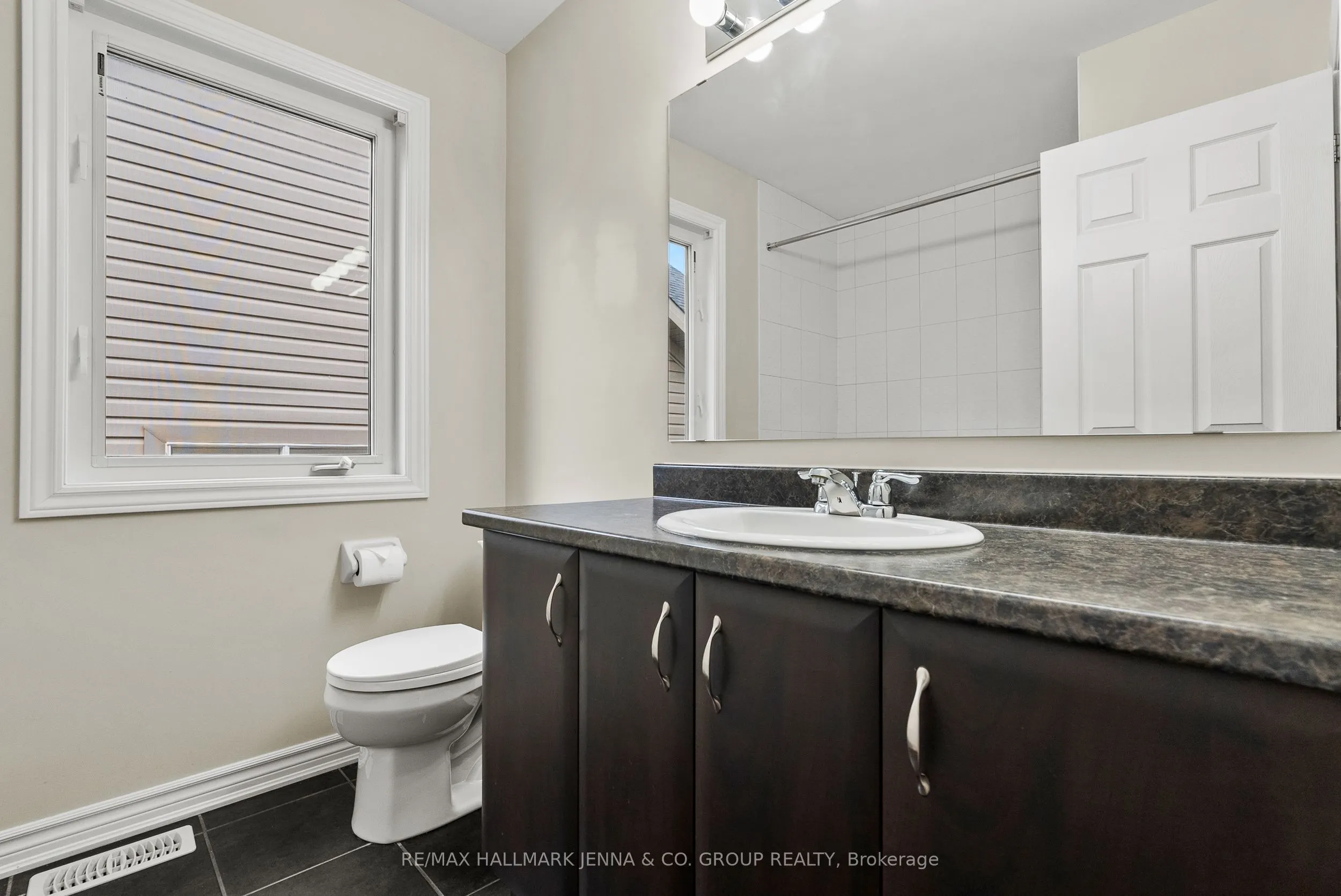 326 Gallantry Way
