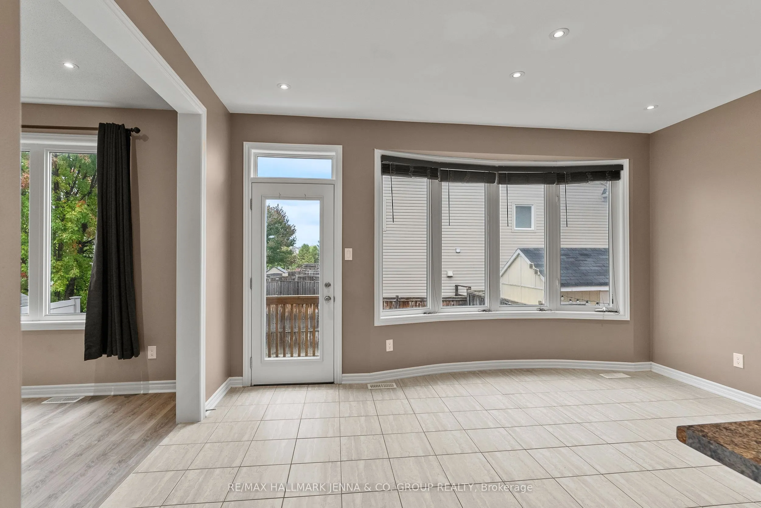 326 Gallantry Way