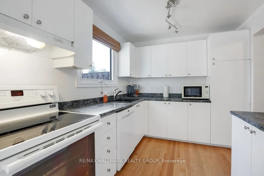 1240 Pebble Road, #2