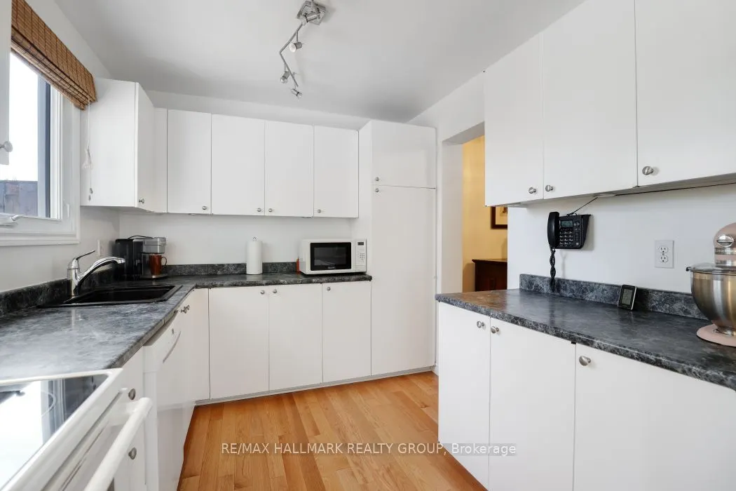 1240 Pebble Road, #2