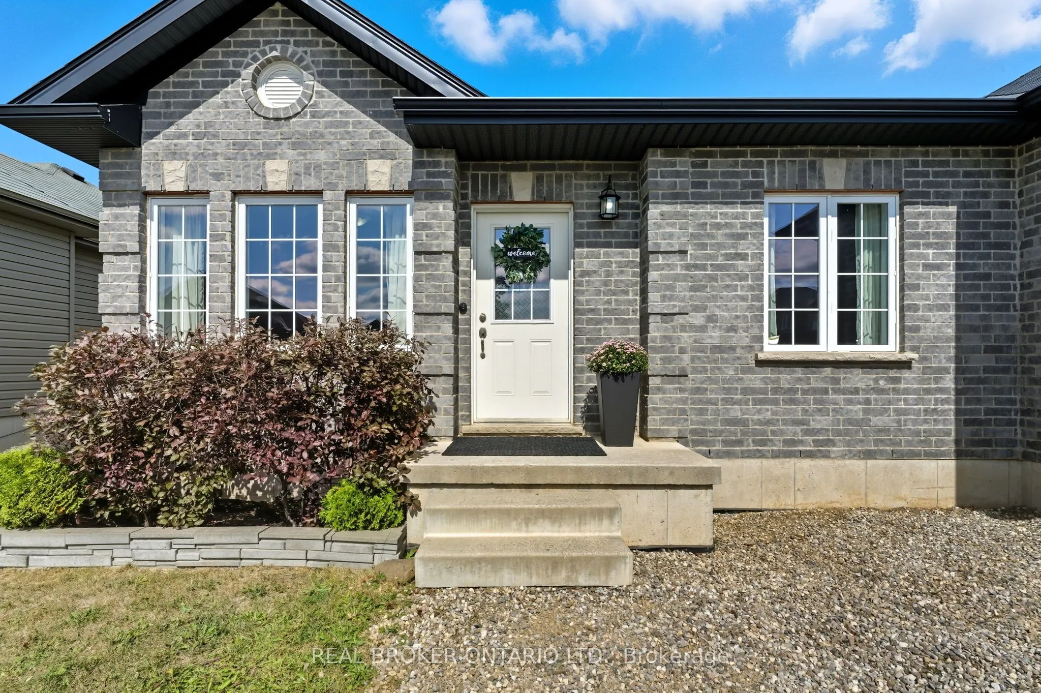 18 Dennis Drive