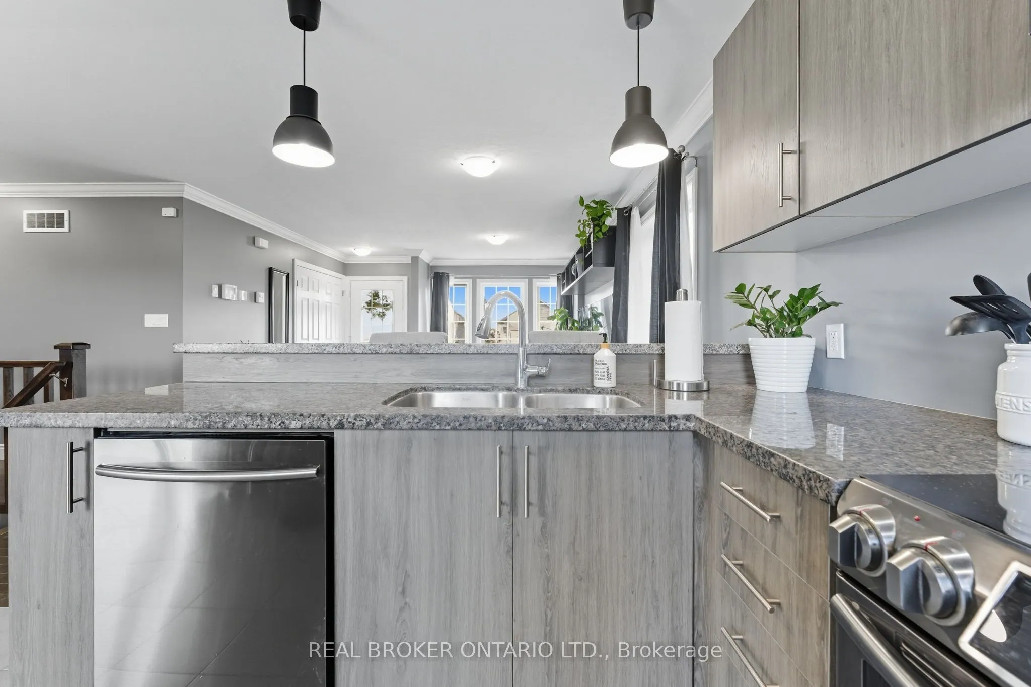 18 Dennis Drive