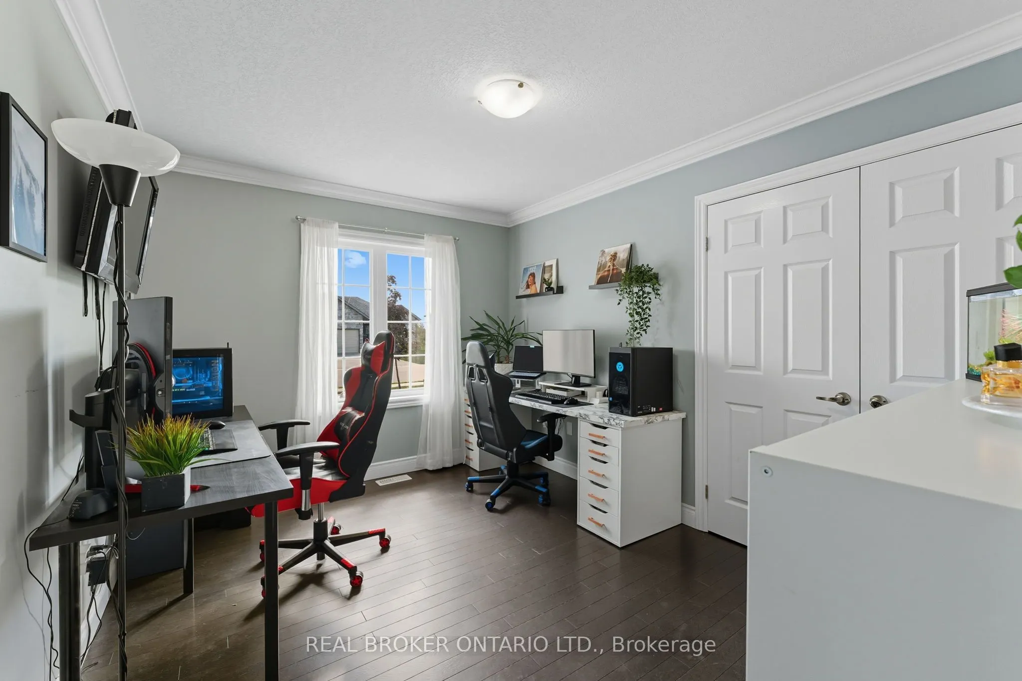 18 Dennis Drive