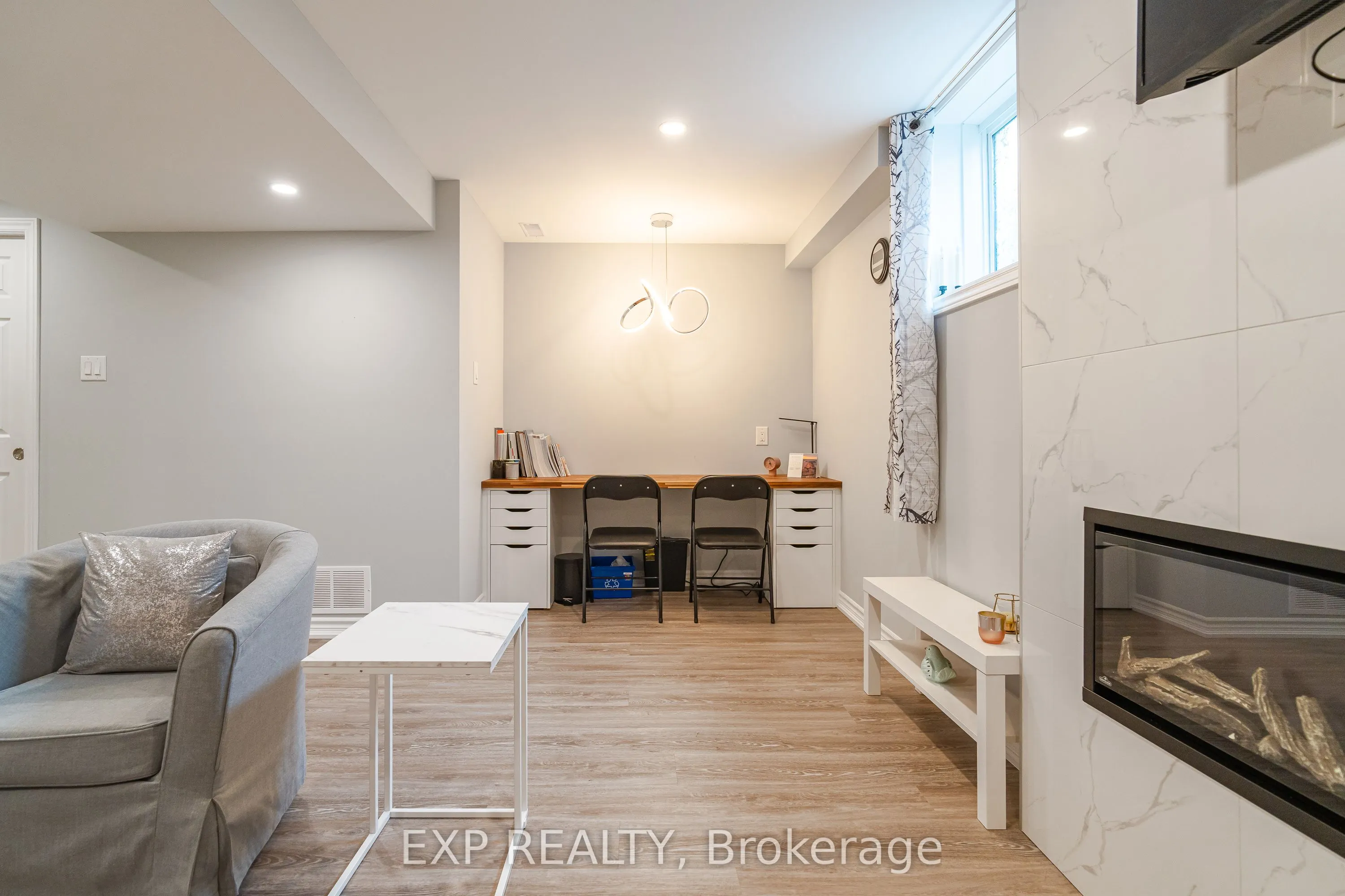 25 Solaris Drive