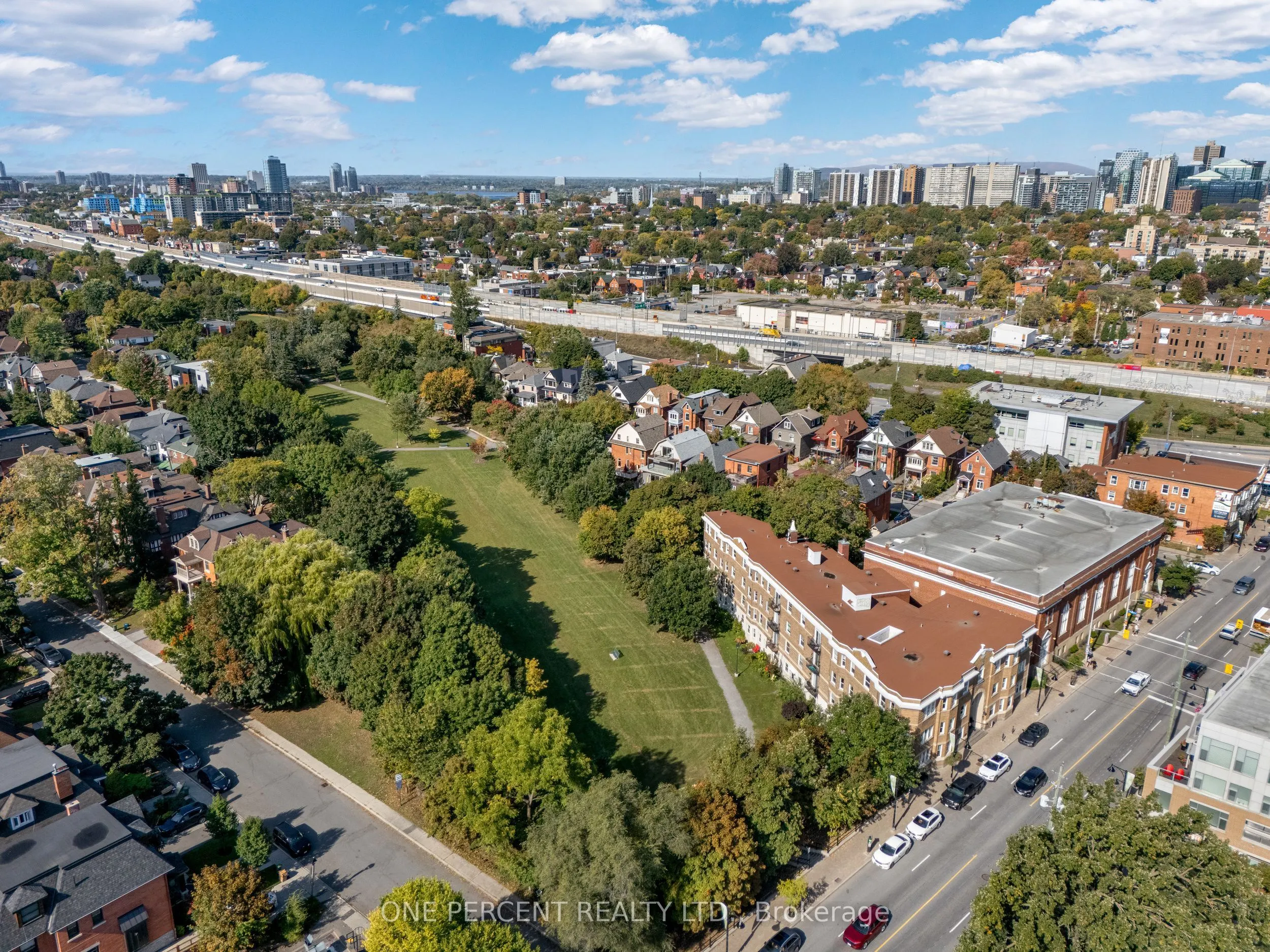 612 Bank Street, #25