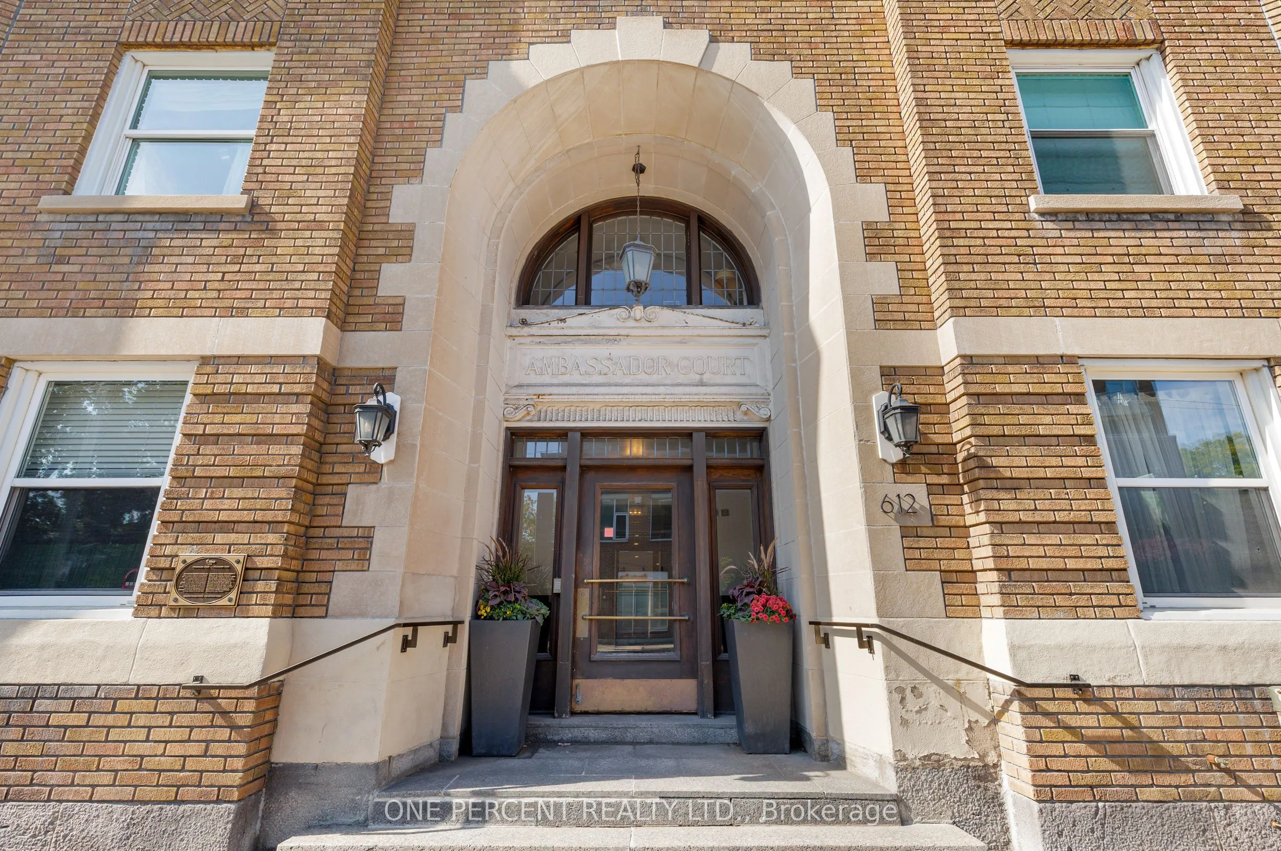 612 Bank Street, #25