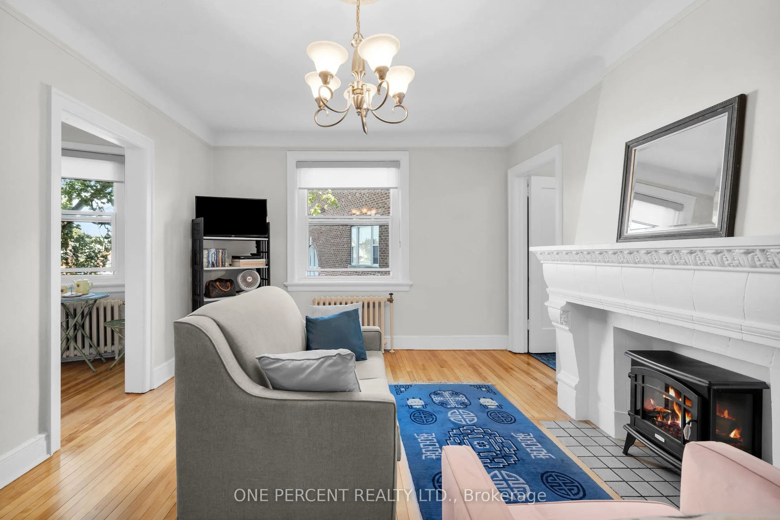 612 Bank Street, #25