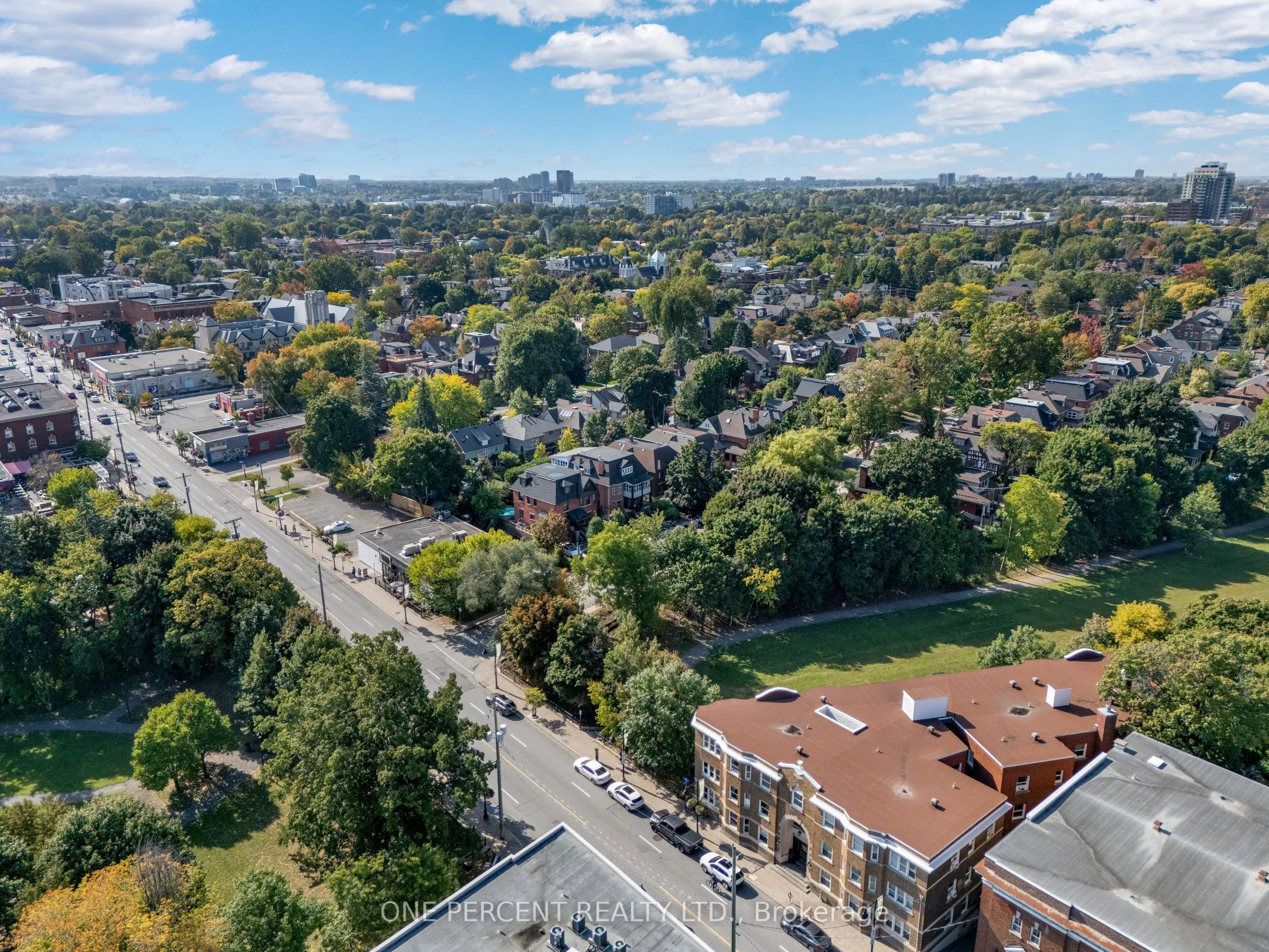 612 Bank Street, #25