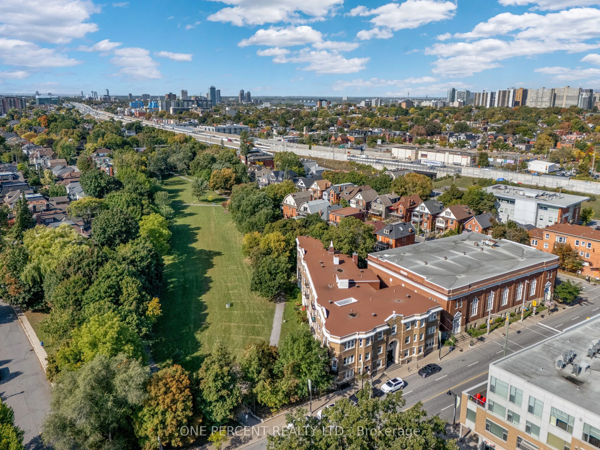 612 Bank Street, #25