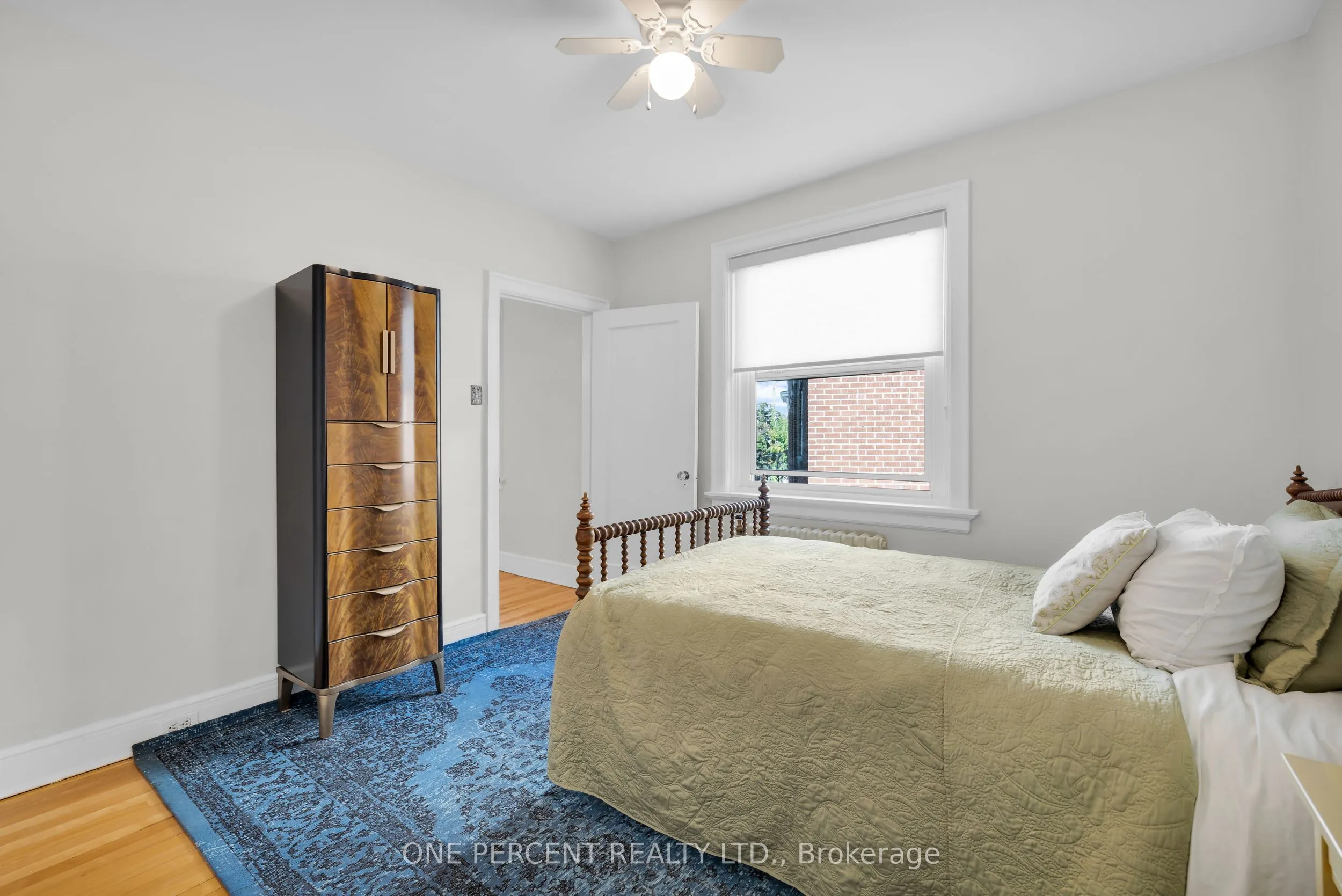 612 Bank Street, #25