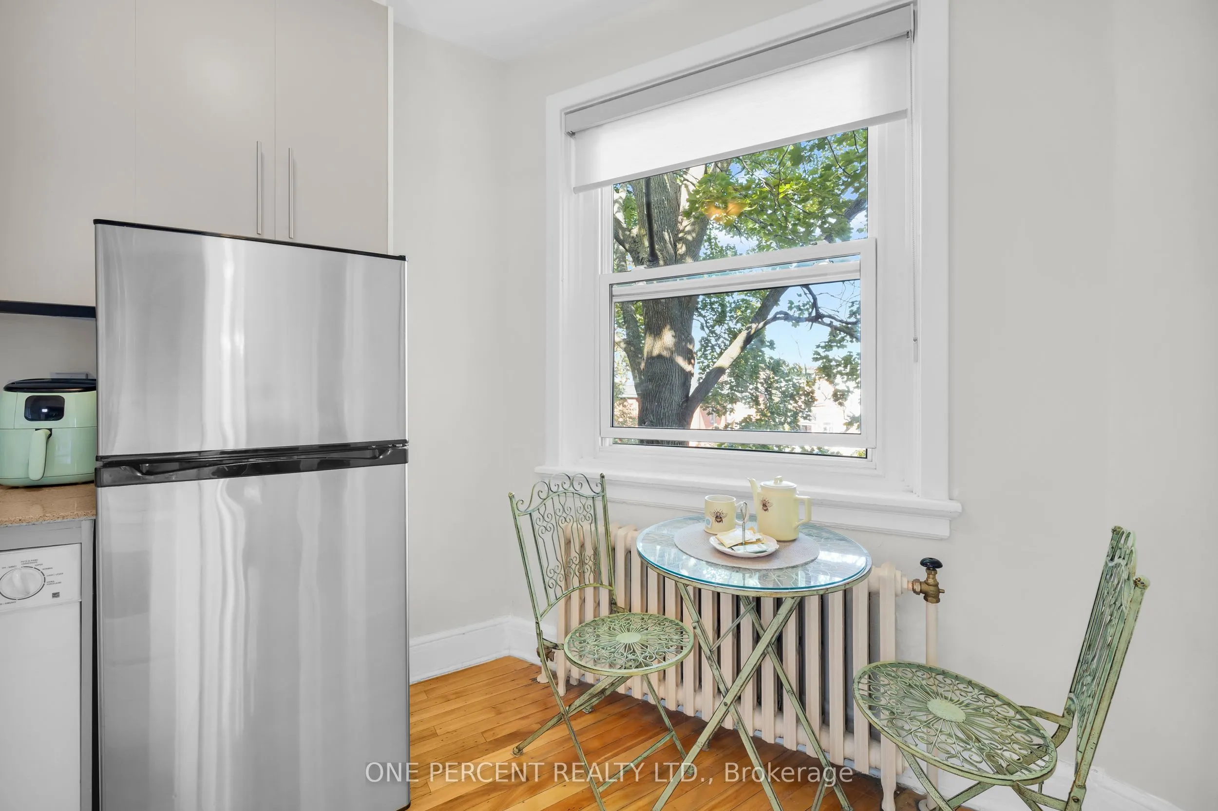 612 Bank Street, #25