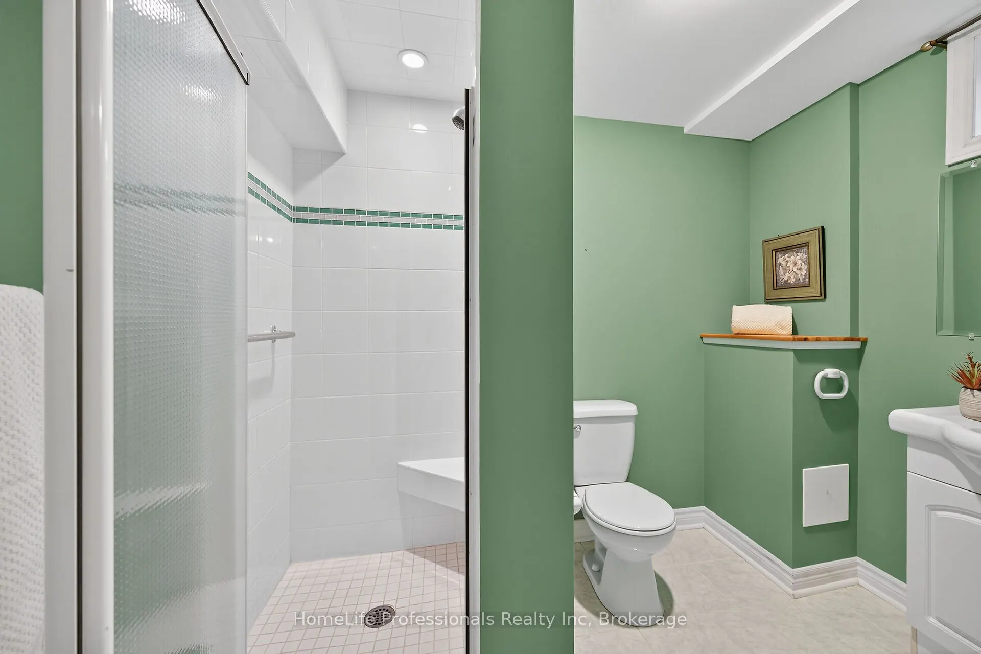 52 Twentyplace Boulevard, #28