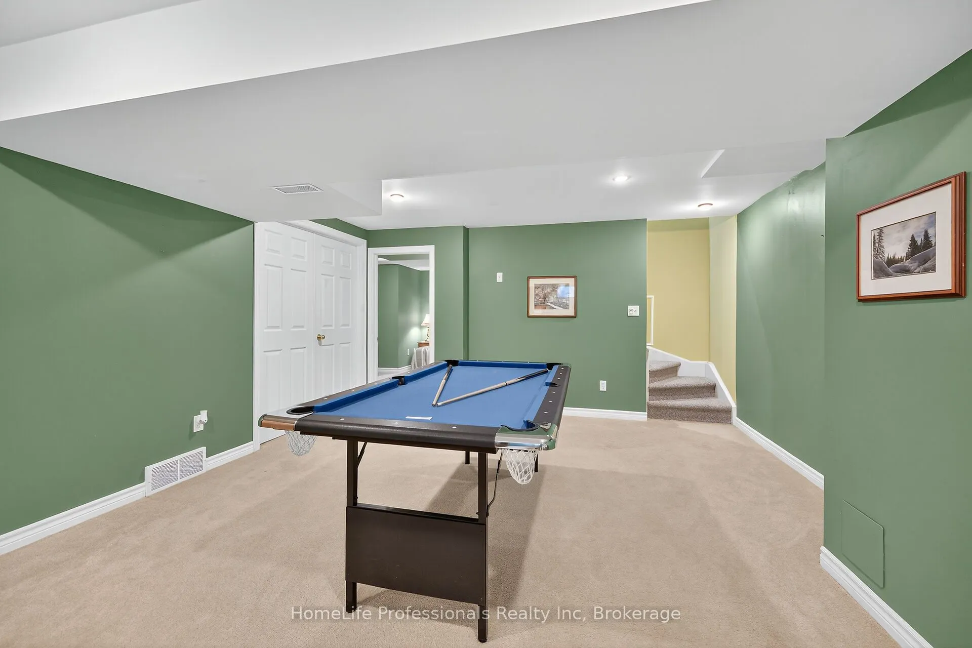 52 Twentyplace Boulevard, #28