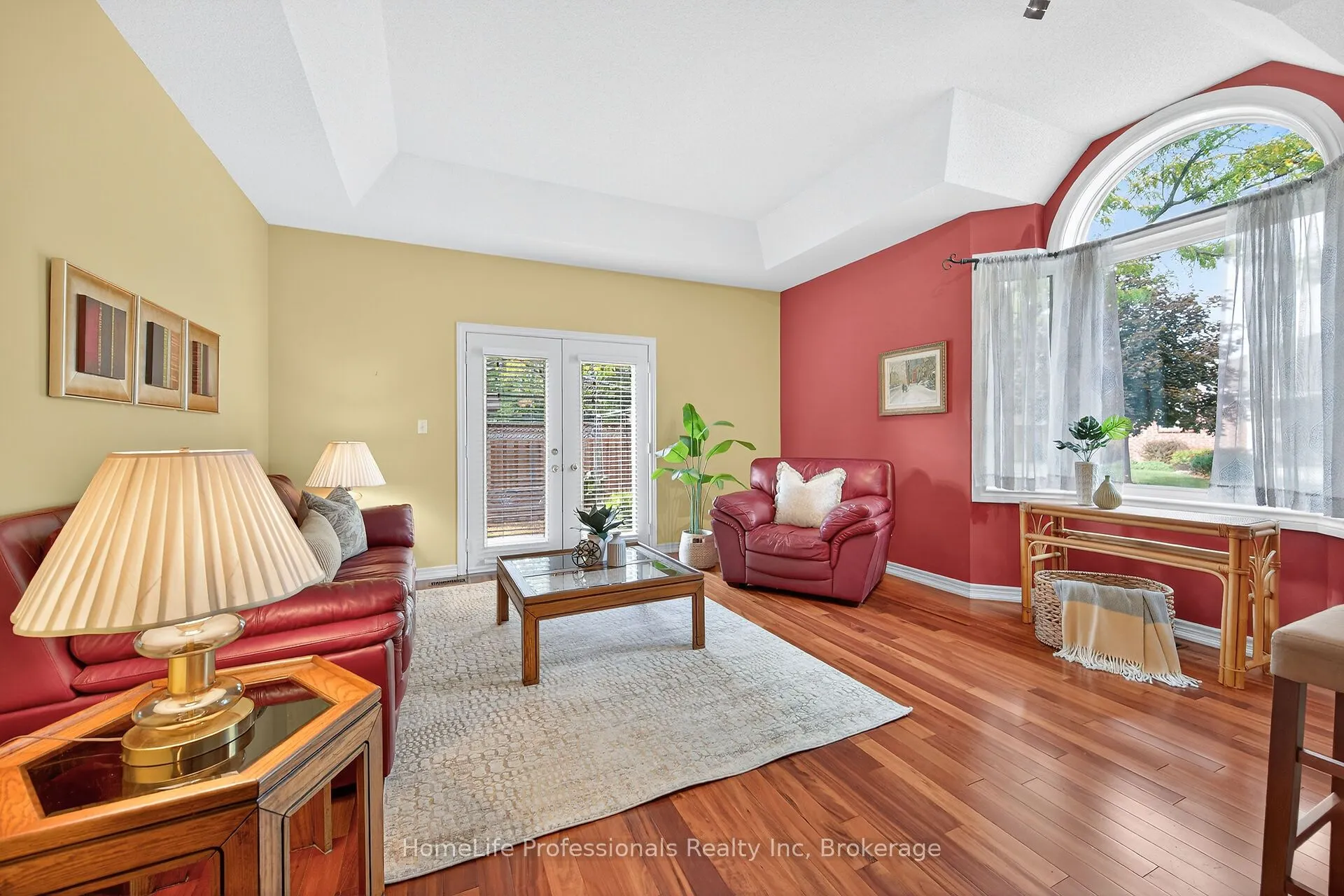 52 Twentyplace Boulevard, #28