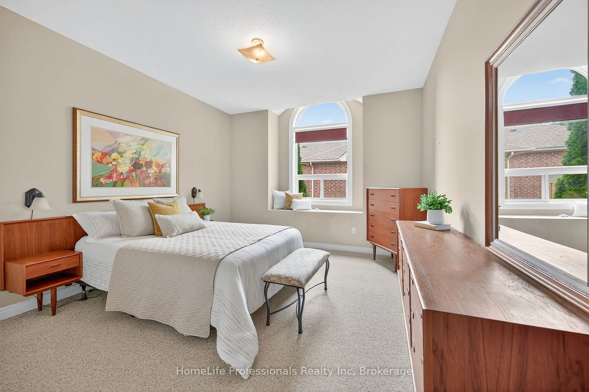 52 Twentyplace Boulevard, #28