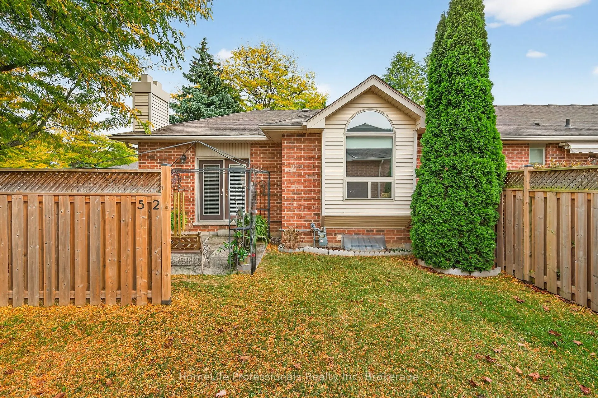 52 Twentyplace Boulevard, #28