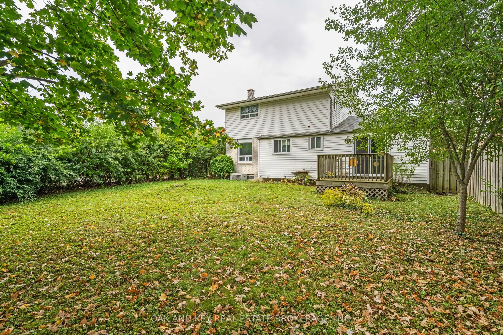 180 BELMONT Drive W