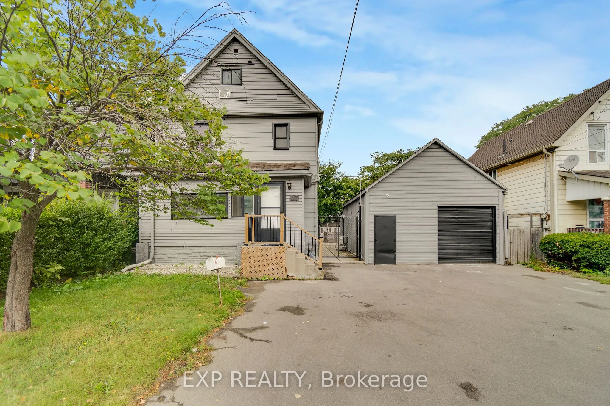 23 Lyndhurst Street