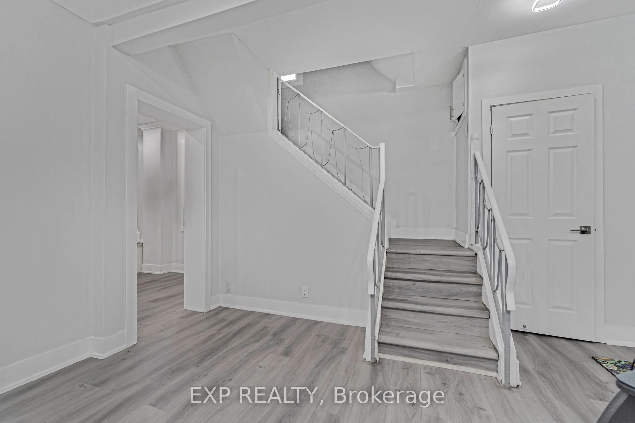 23 Lyndhurst Street