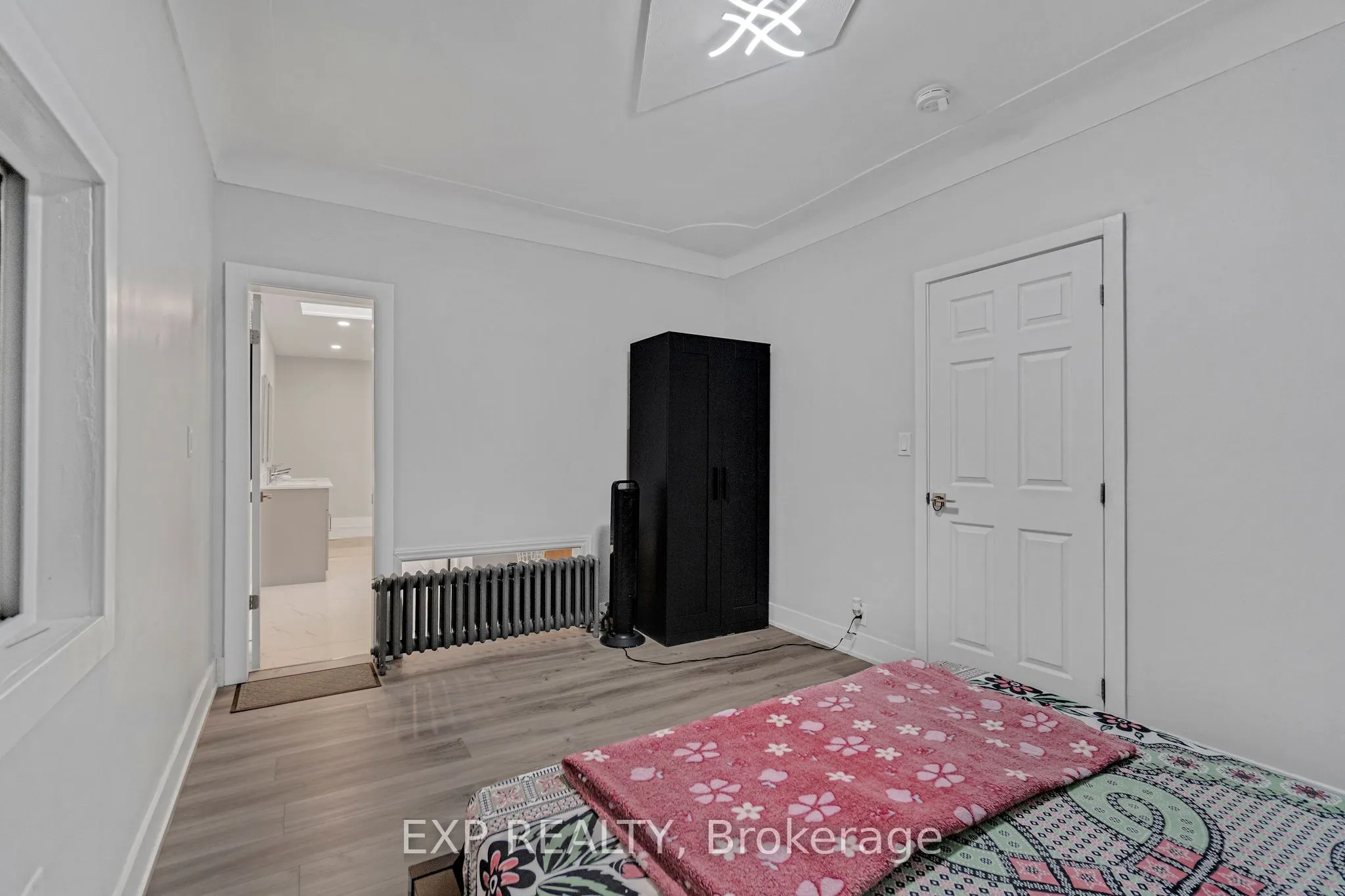 23 Lyndhurst Street
