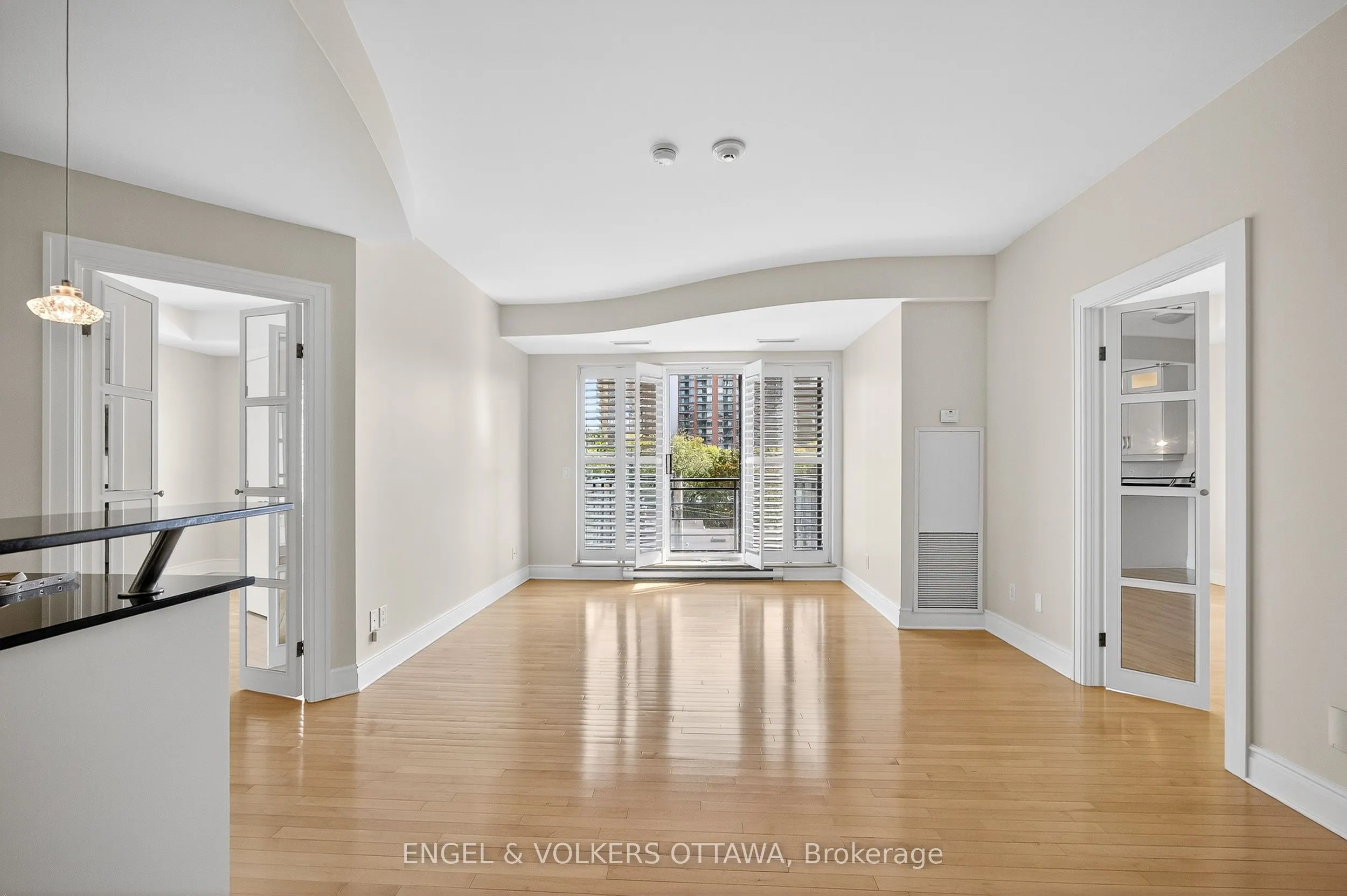 95 Bronson Avenue, #505
