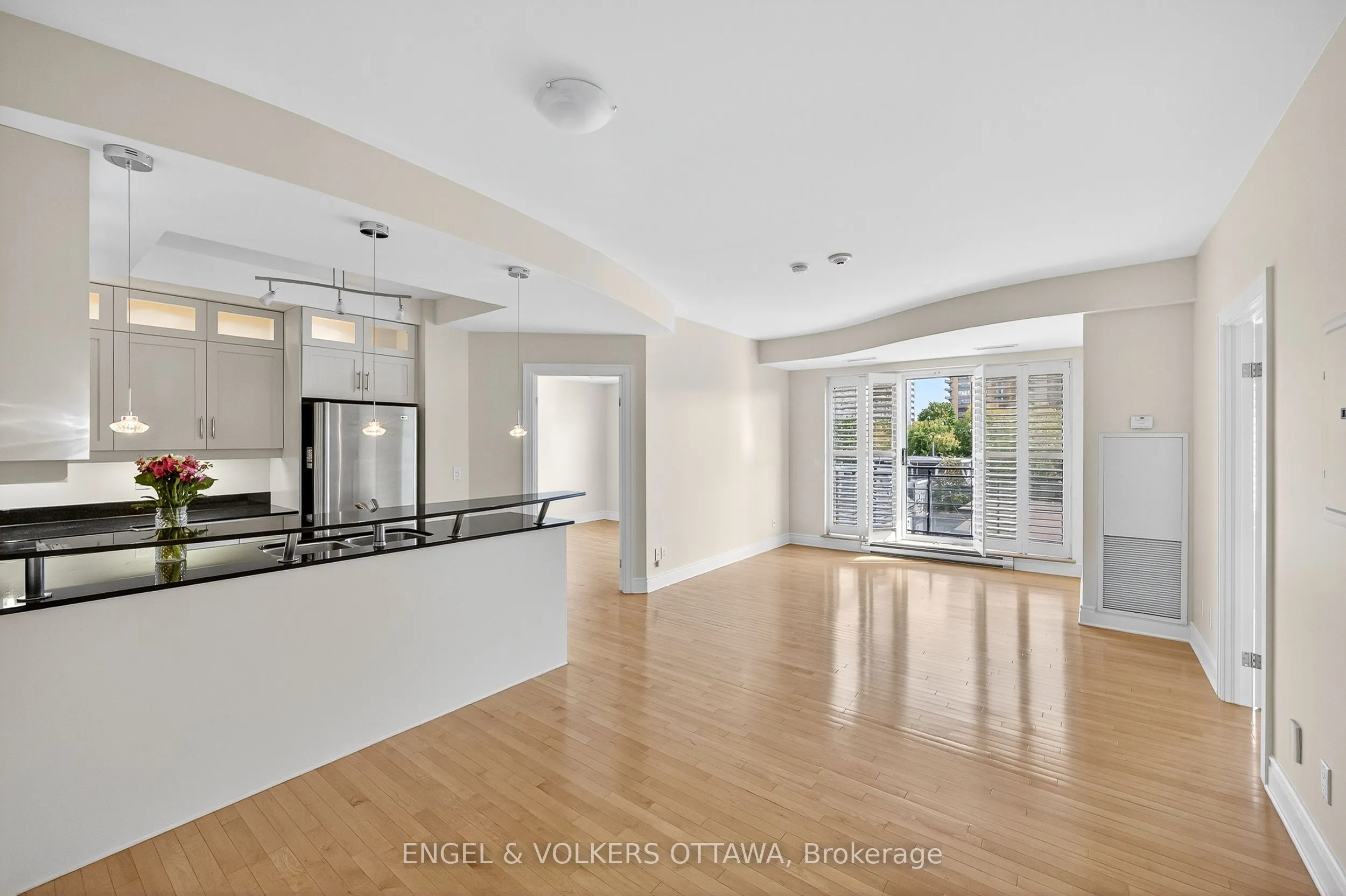 95 Bronson Avenue, #505