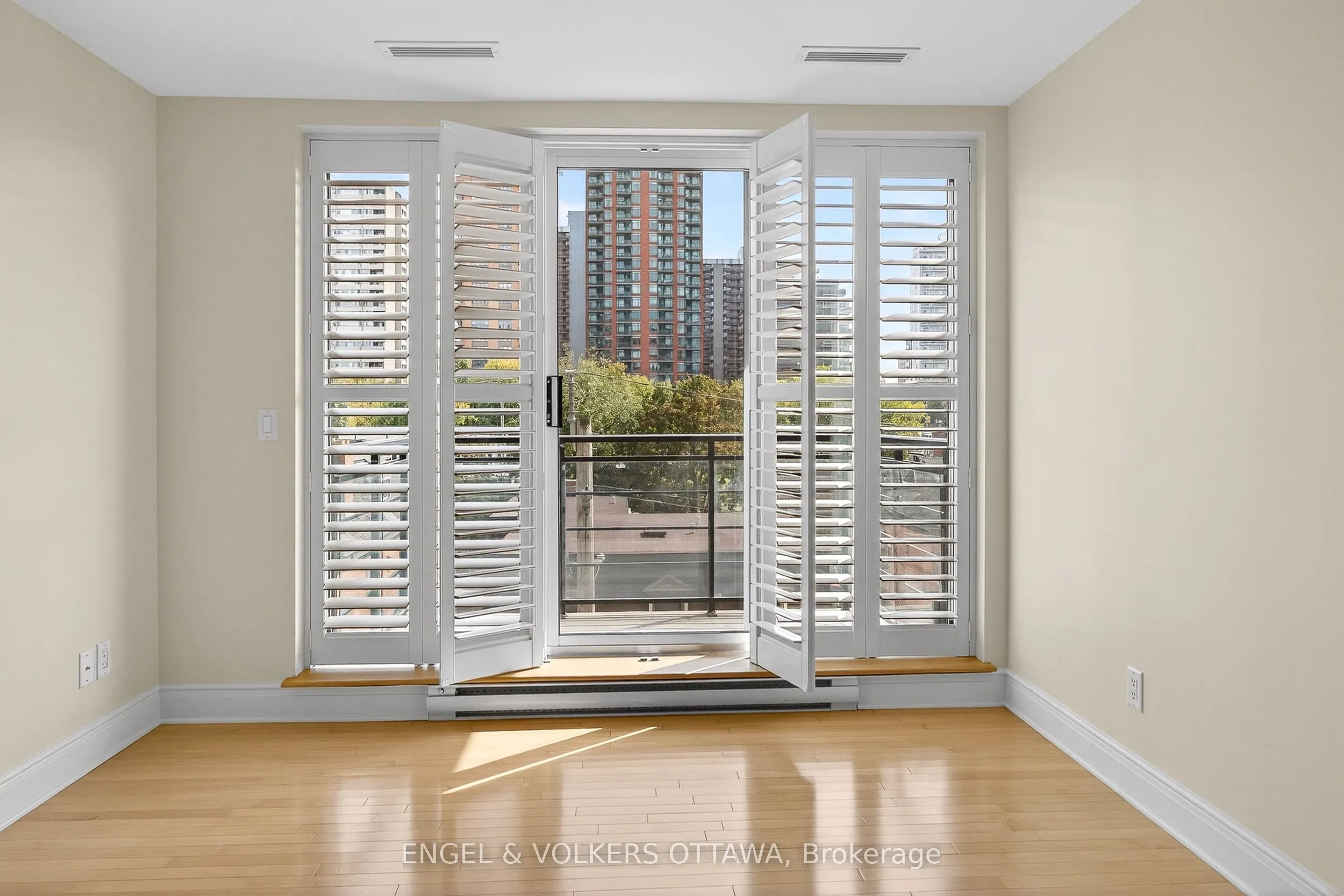 95 Bronson Avenue, #505