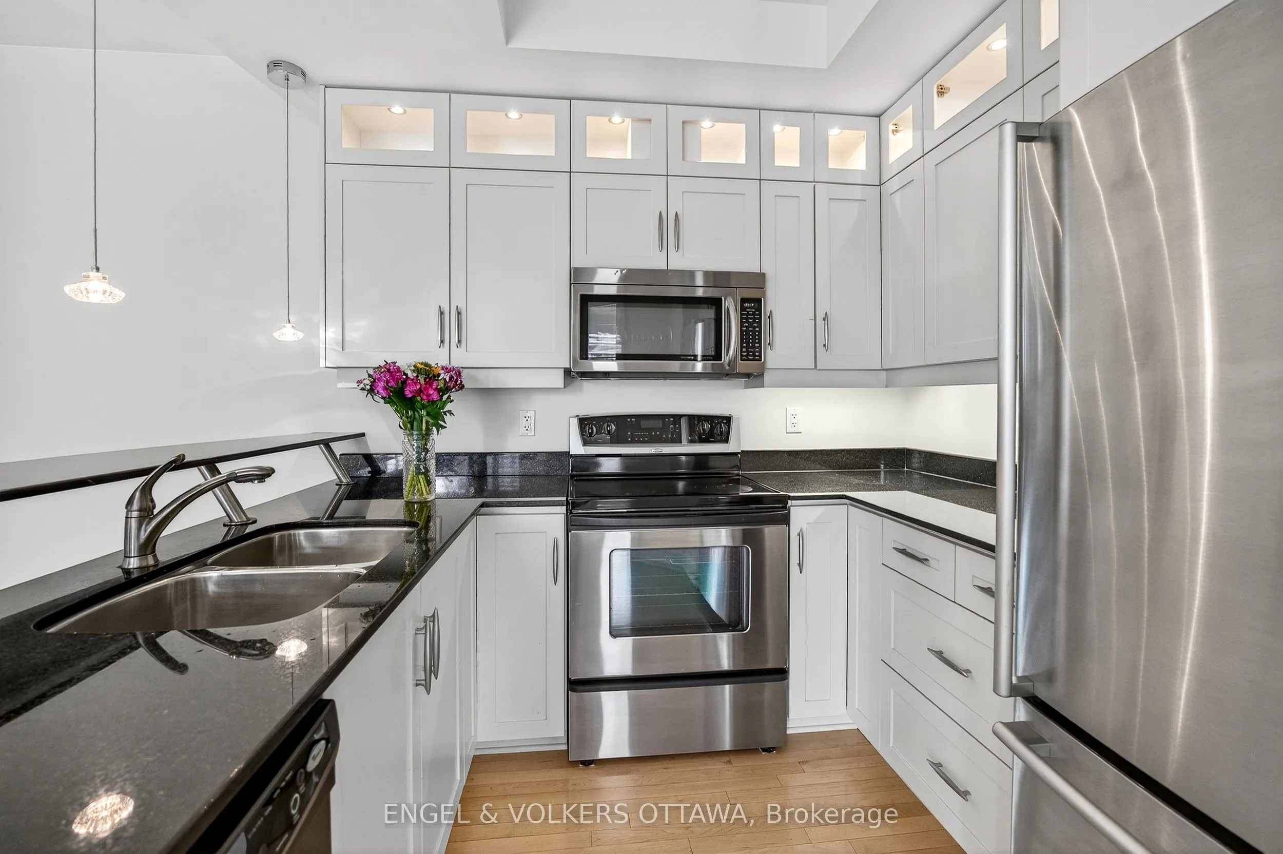 95 Bronson Avenue, #505