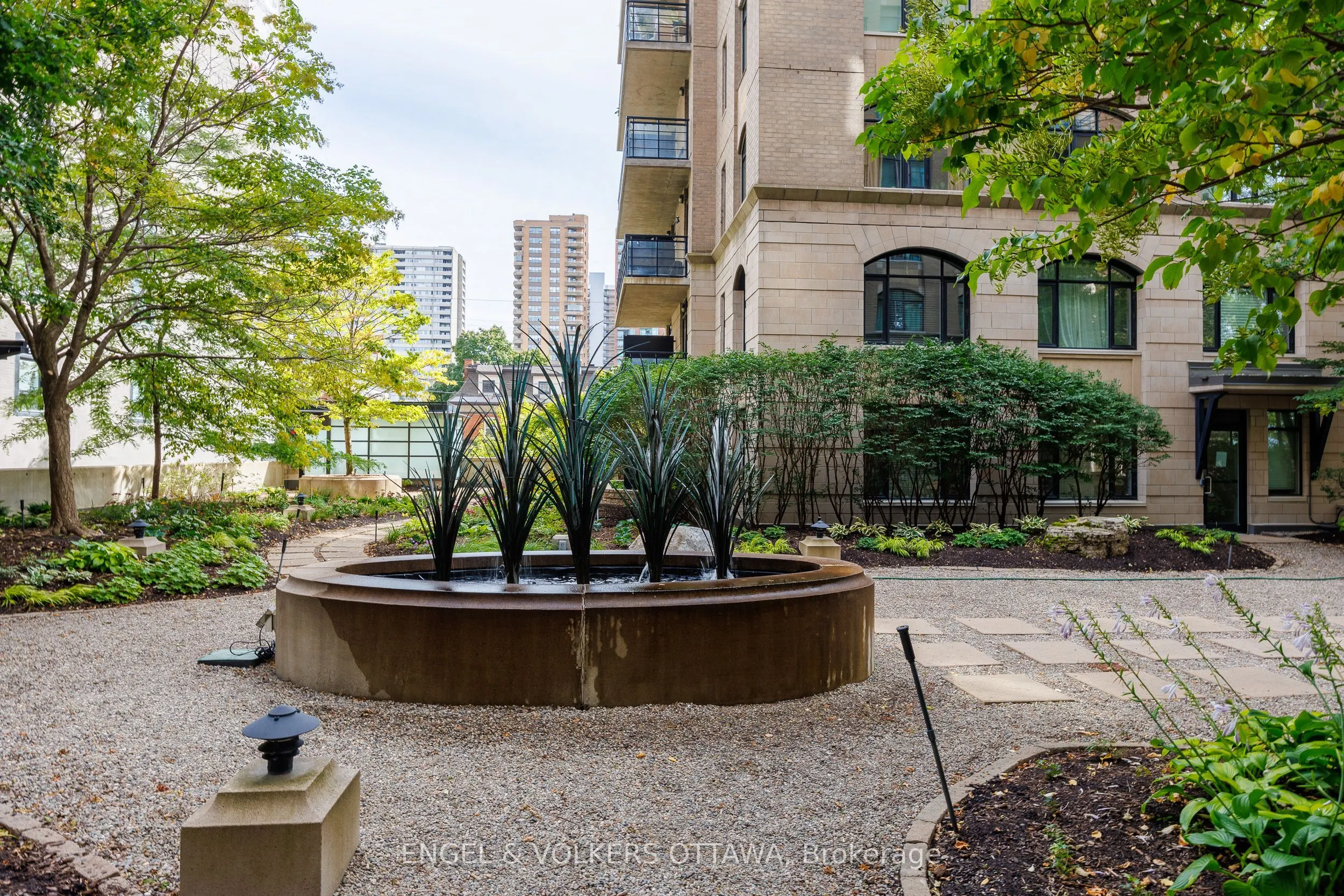 95 Bronson Avenue, #505