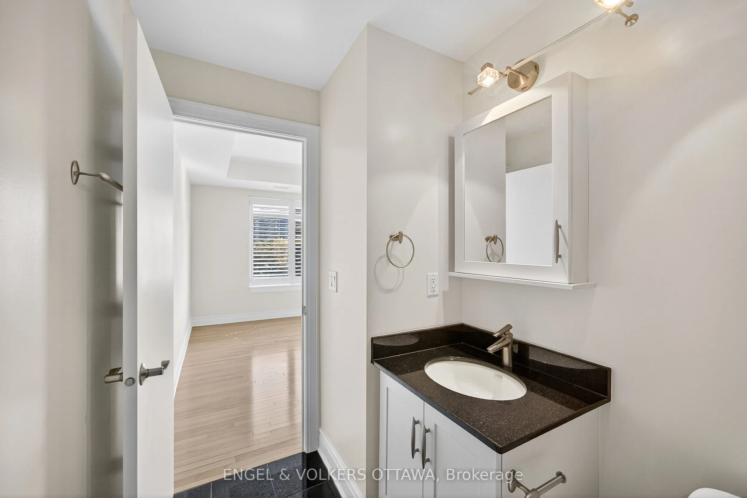 95 Bronson Avenue, #505