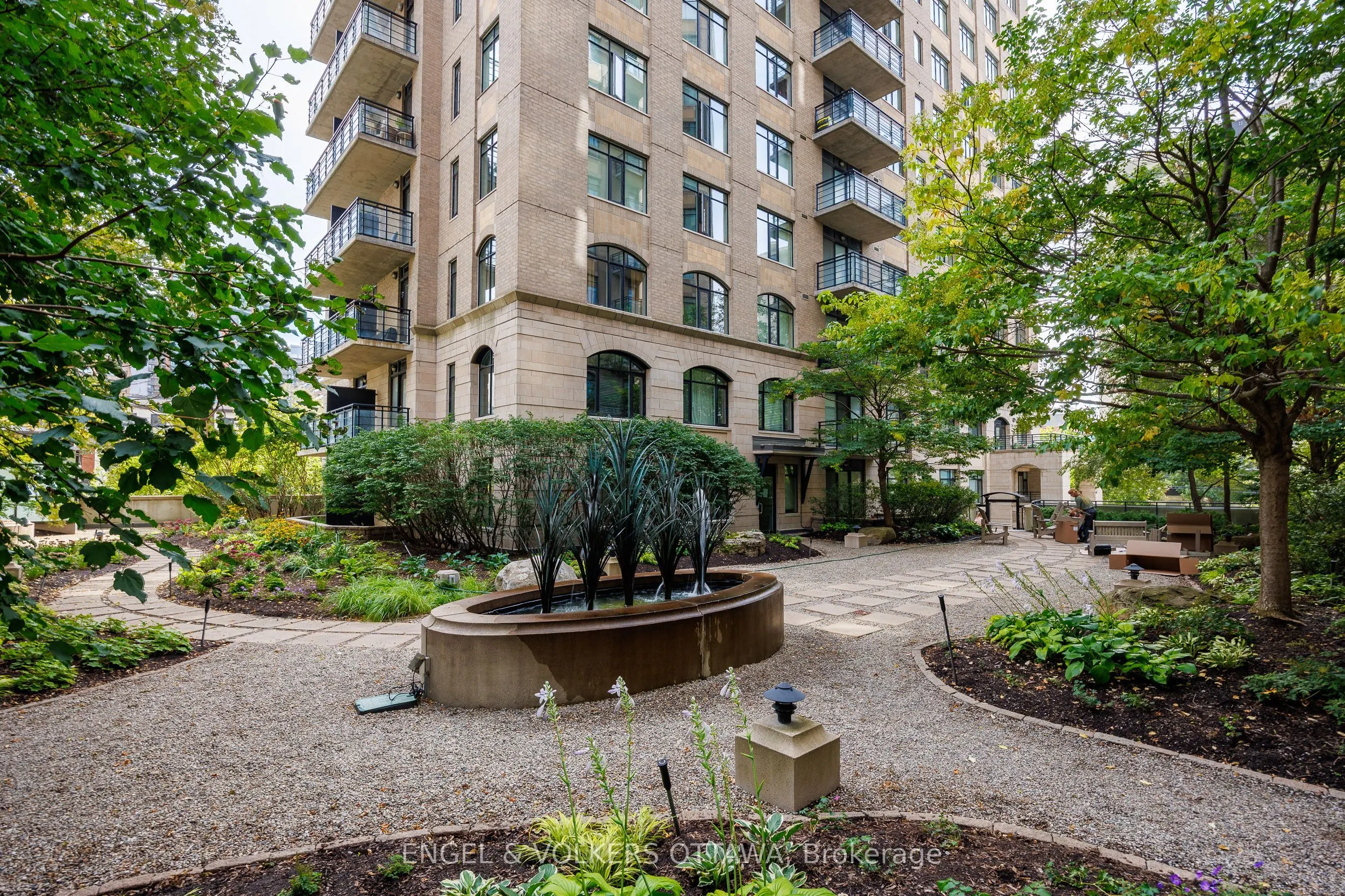 95 Bronson Avenue, #505