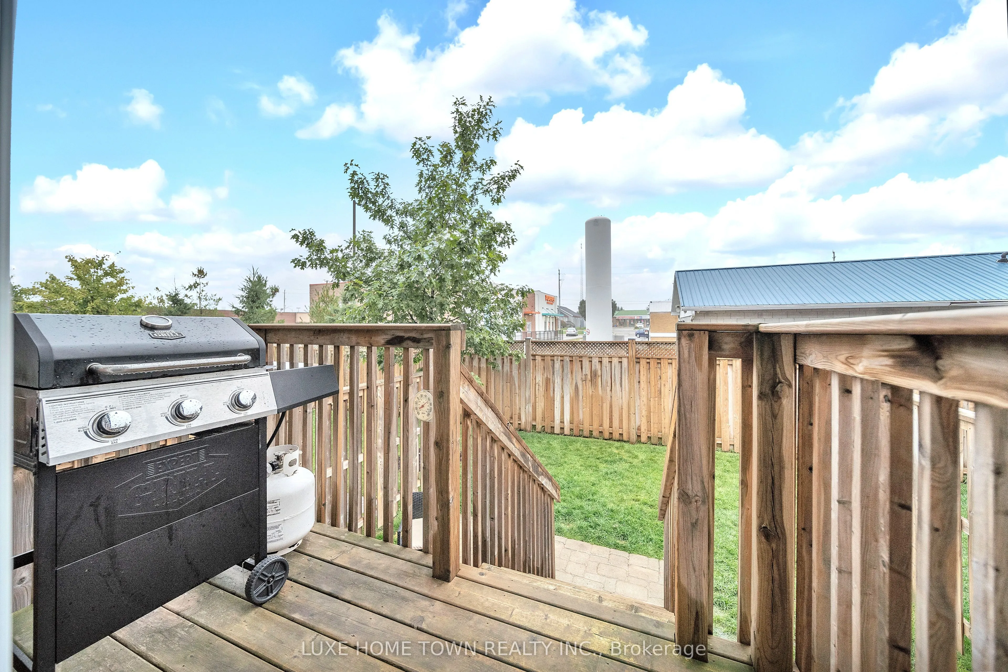 77 WESTMINSTER Crescent, #77W