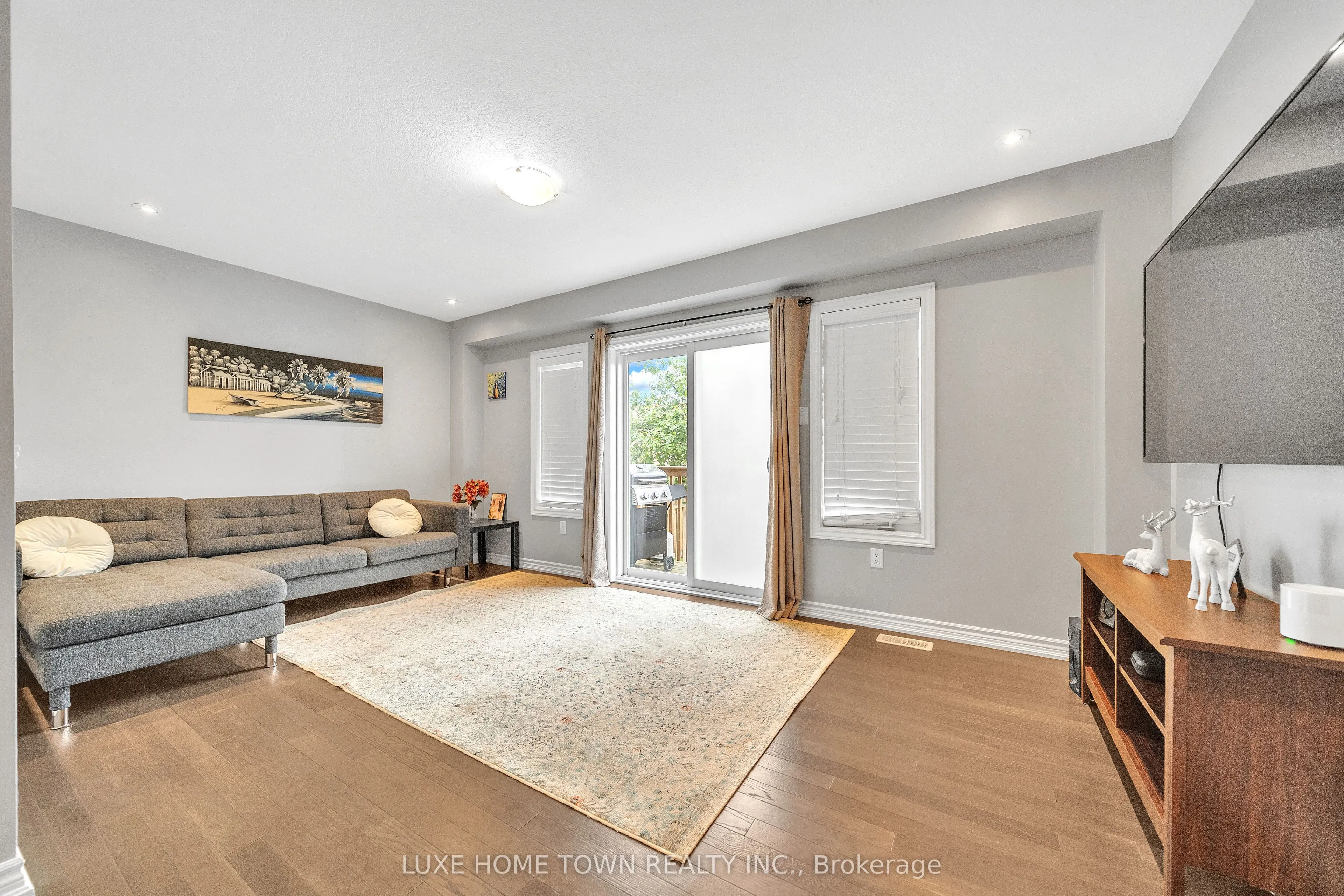 77 WESTMINSTER Crescent, #77W