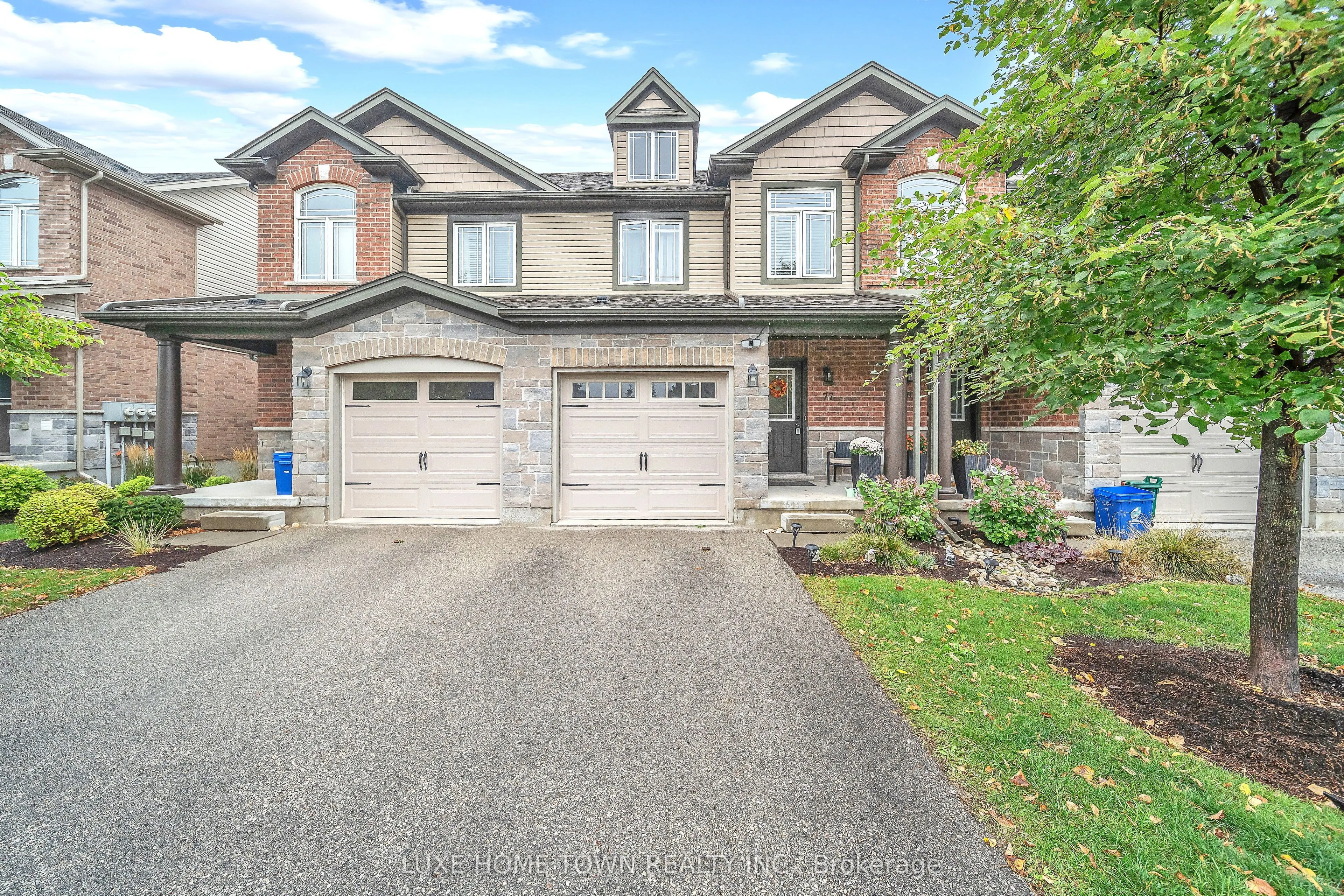 77 WESTMINSTER Crescent, #77W