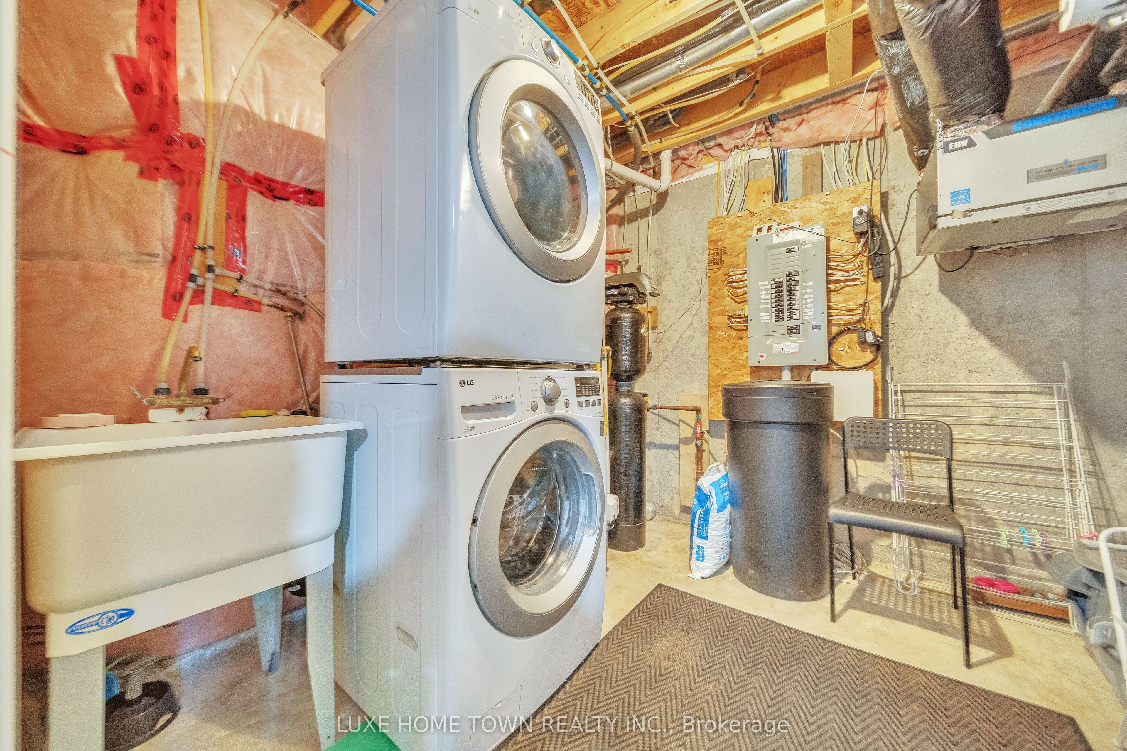 77 WESTMINSTER Crescent, #77W