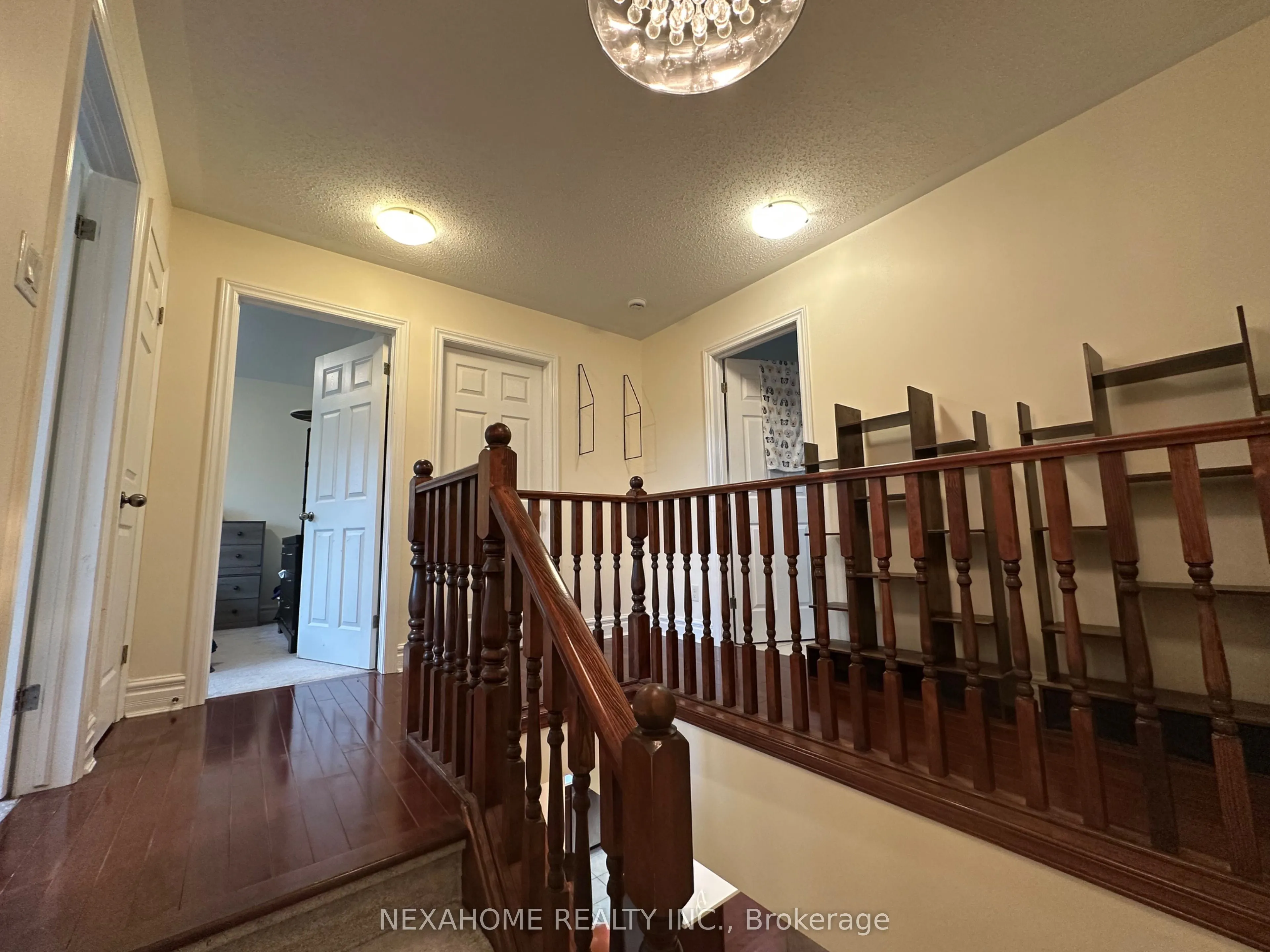 579 FIREFLY Drive