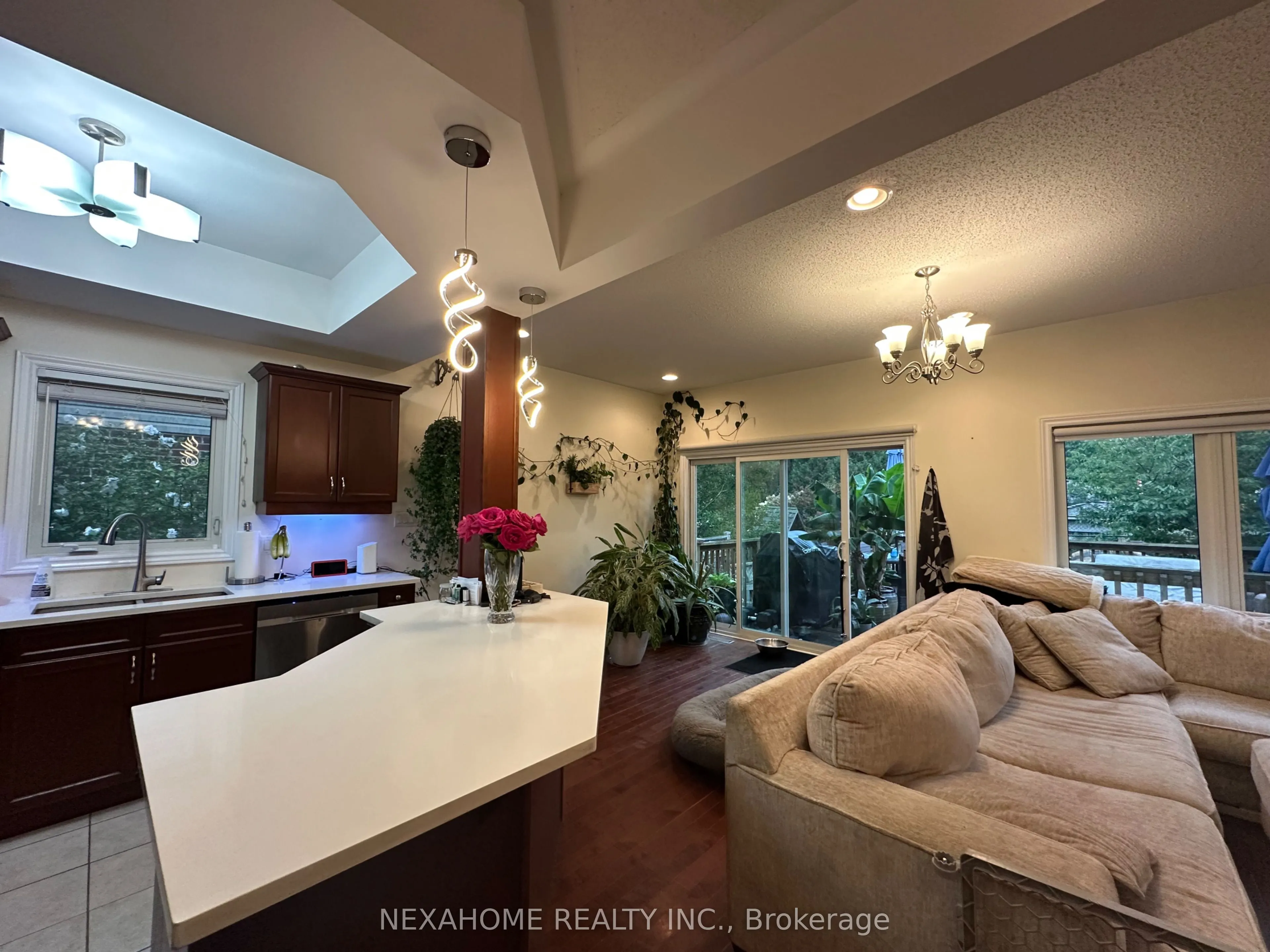 579 FIREFLY Drive