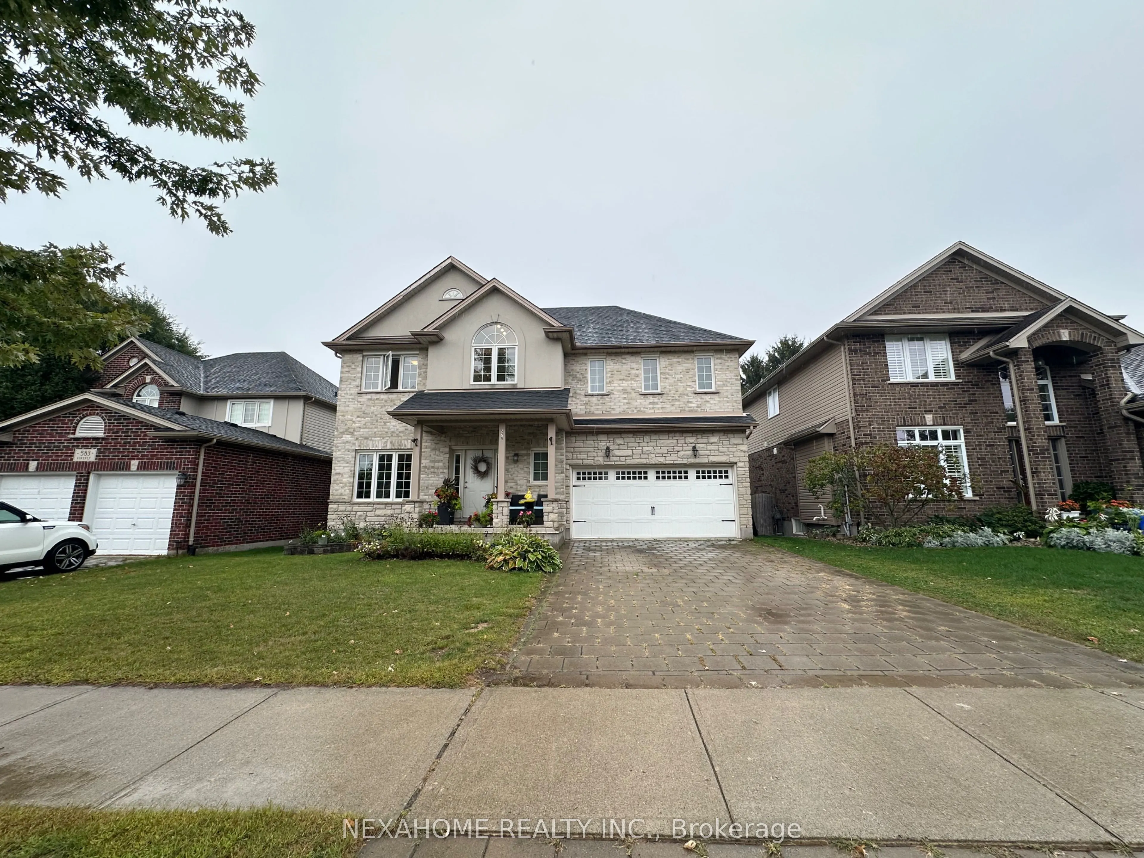 579 FIREFLY Drive